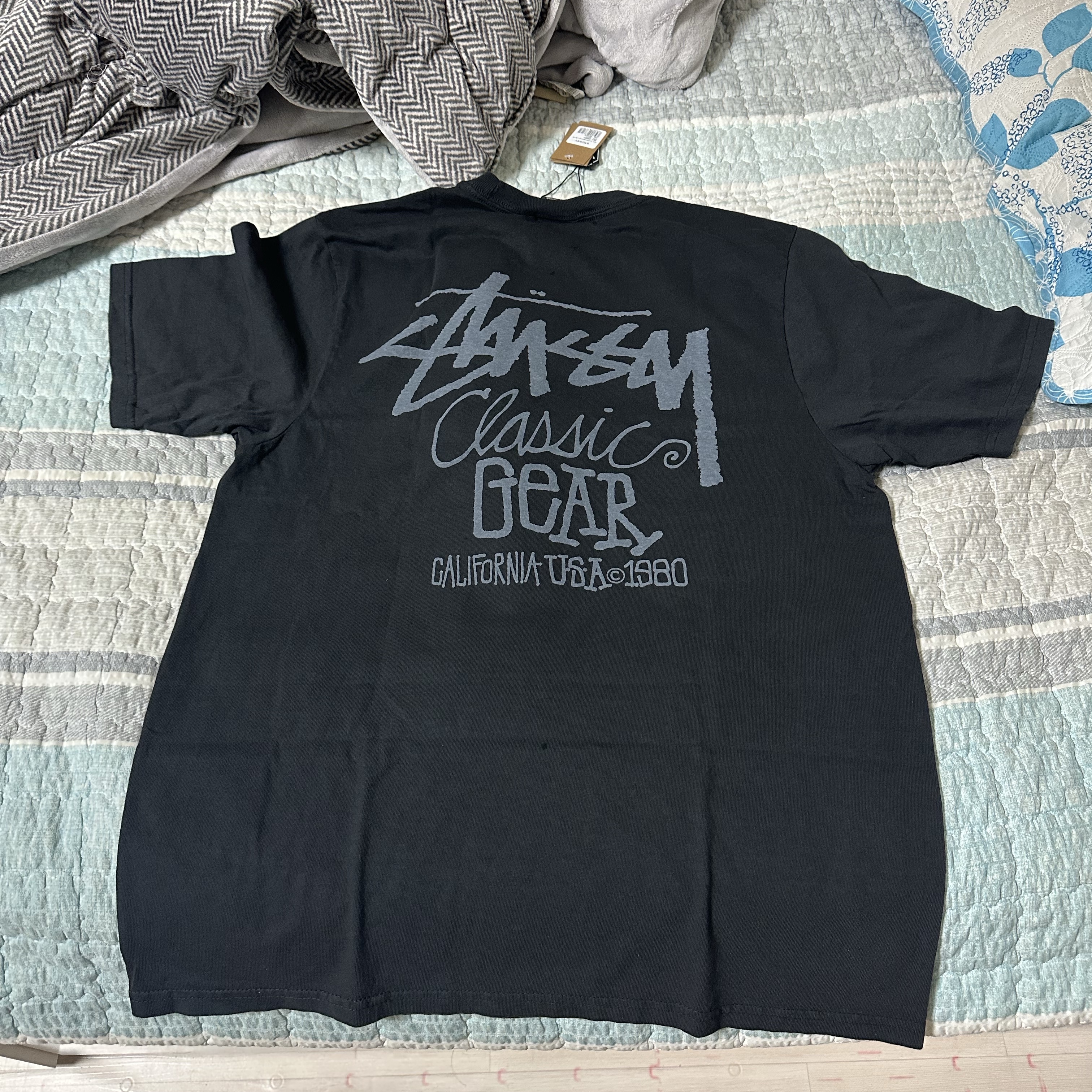 Stussy Pigment Dyed Classic Gear T-Shirt Black 착용 스타일 - 1