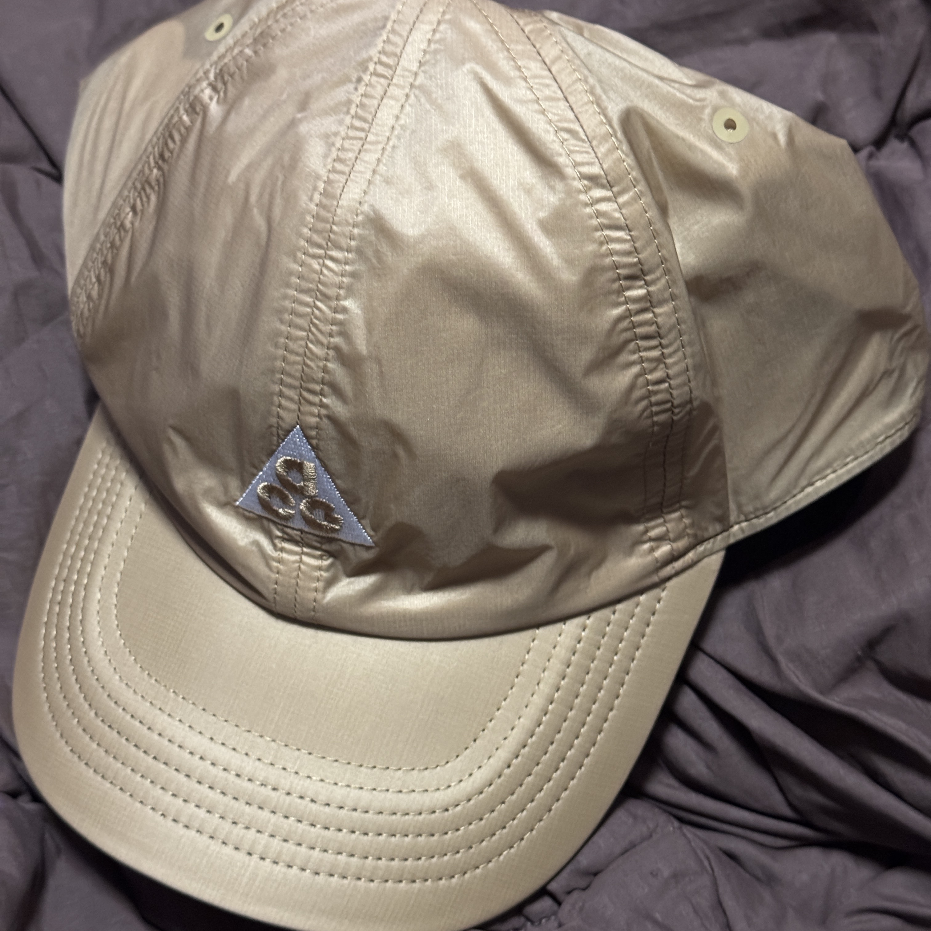 Nike ACG Dri-Fit Club Trail Cap Parachute Beige 착용 스타일