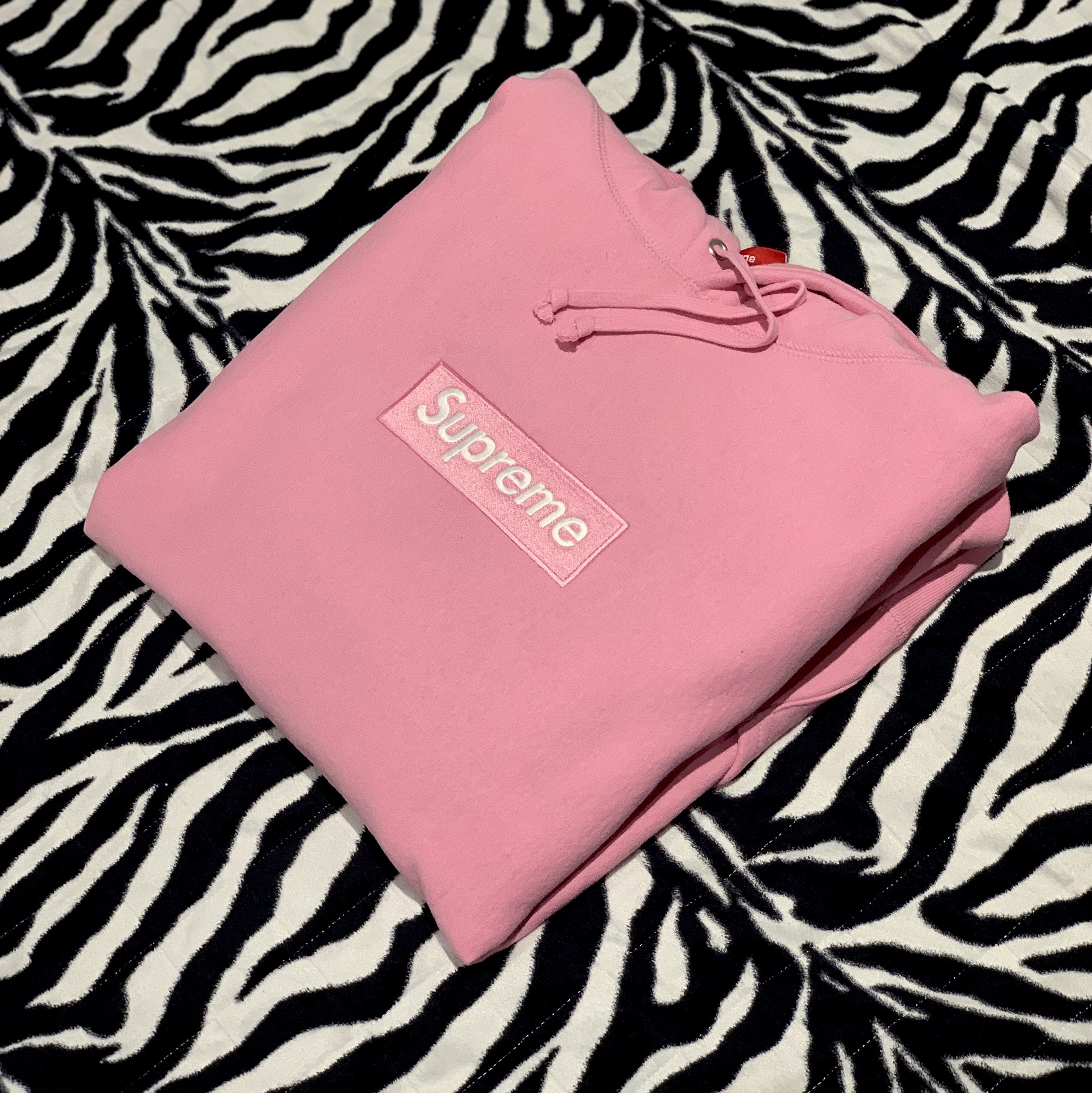 Supreme Box Logo Hooded Sweatshirt Dusty Pink - 24FW 착용 스타일