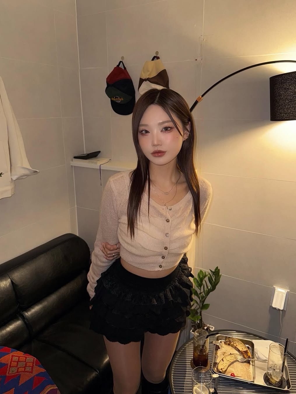 Roughneck Lace Tutu Pants Skirt Black 착용 스타일 - 3