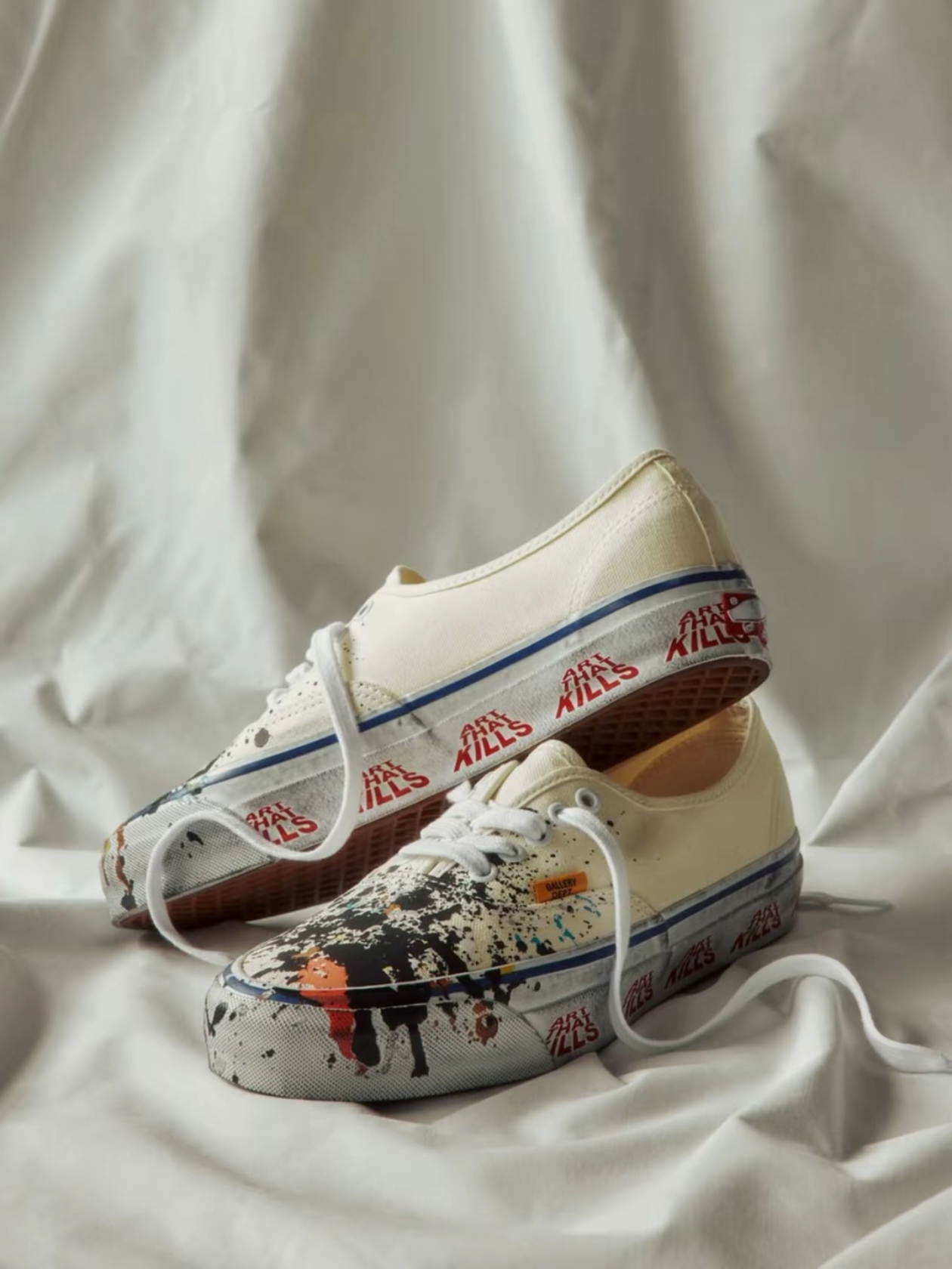 Vans x Gallery Dept. Authentic Reissue 44 Art That Kills 착용 스타일