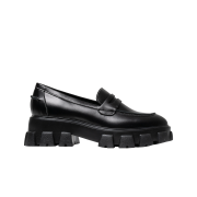 PENNY PLATE Women Loafer Black High