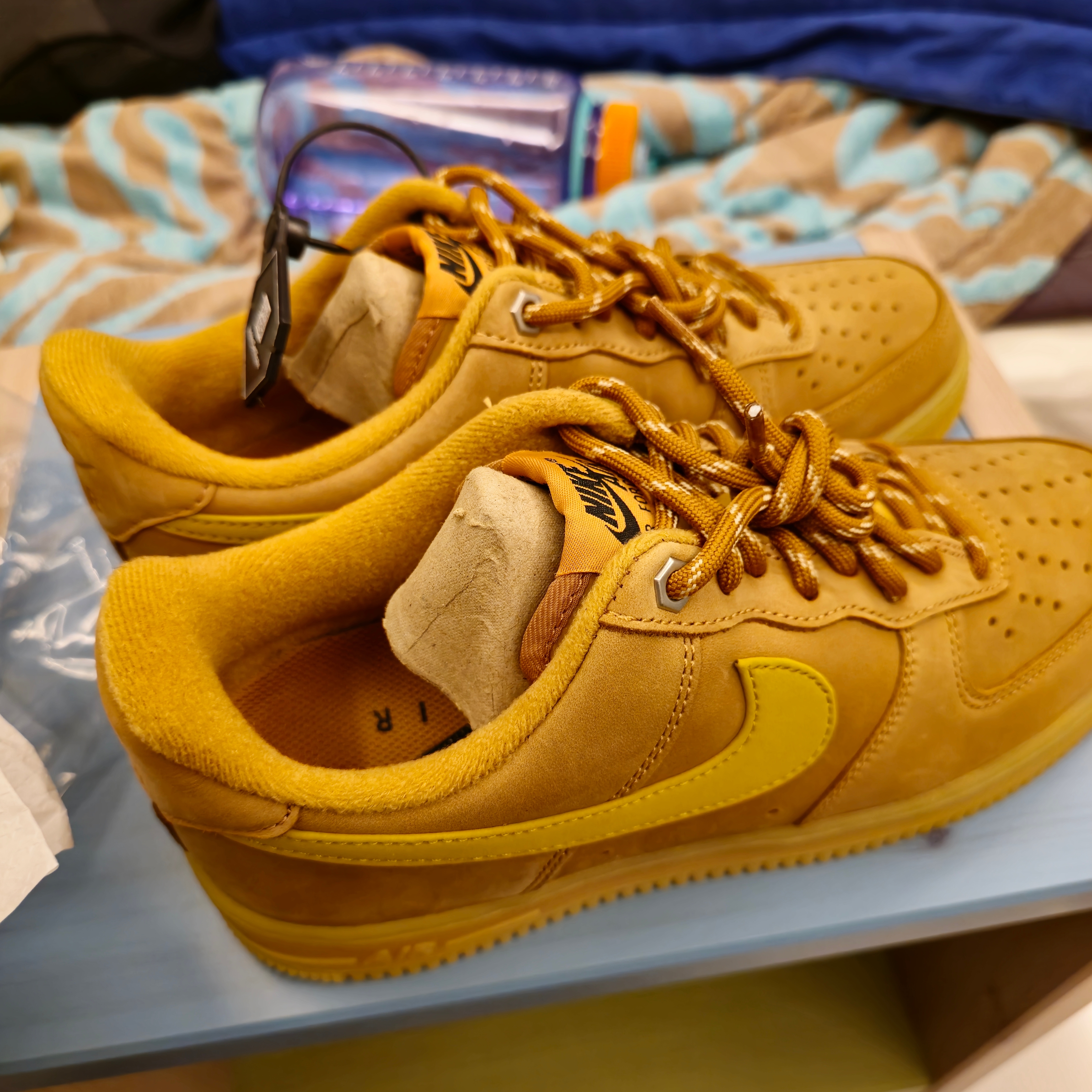 Nike Air Force 1 '07 WB Flax 착용 스타일
