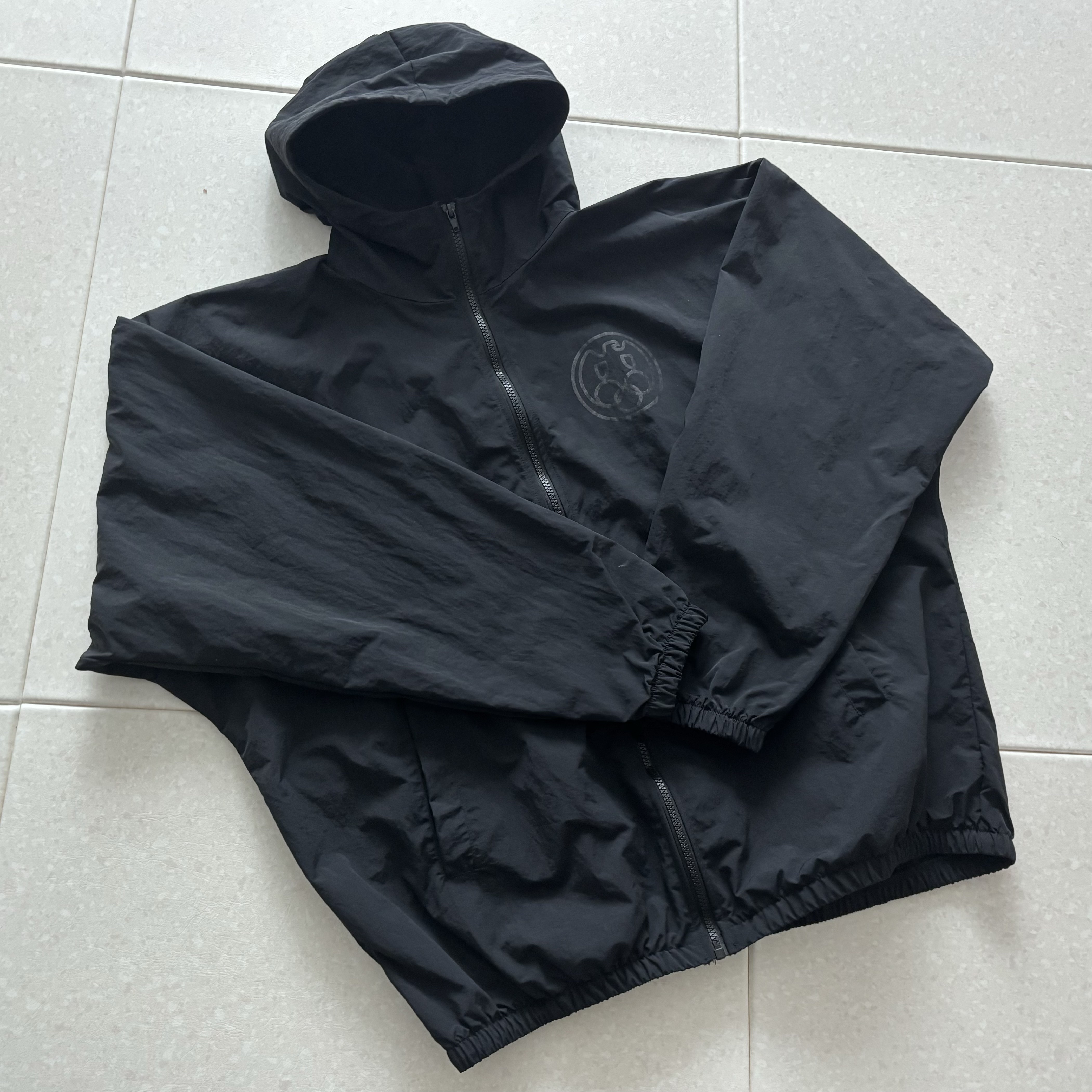Yeezy x Gosha Rubchinskiy Vulture WB-01 Jacket Charcoal 착용 스타일