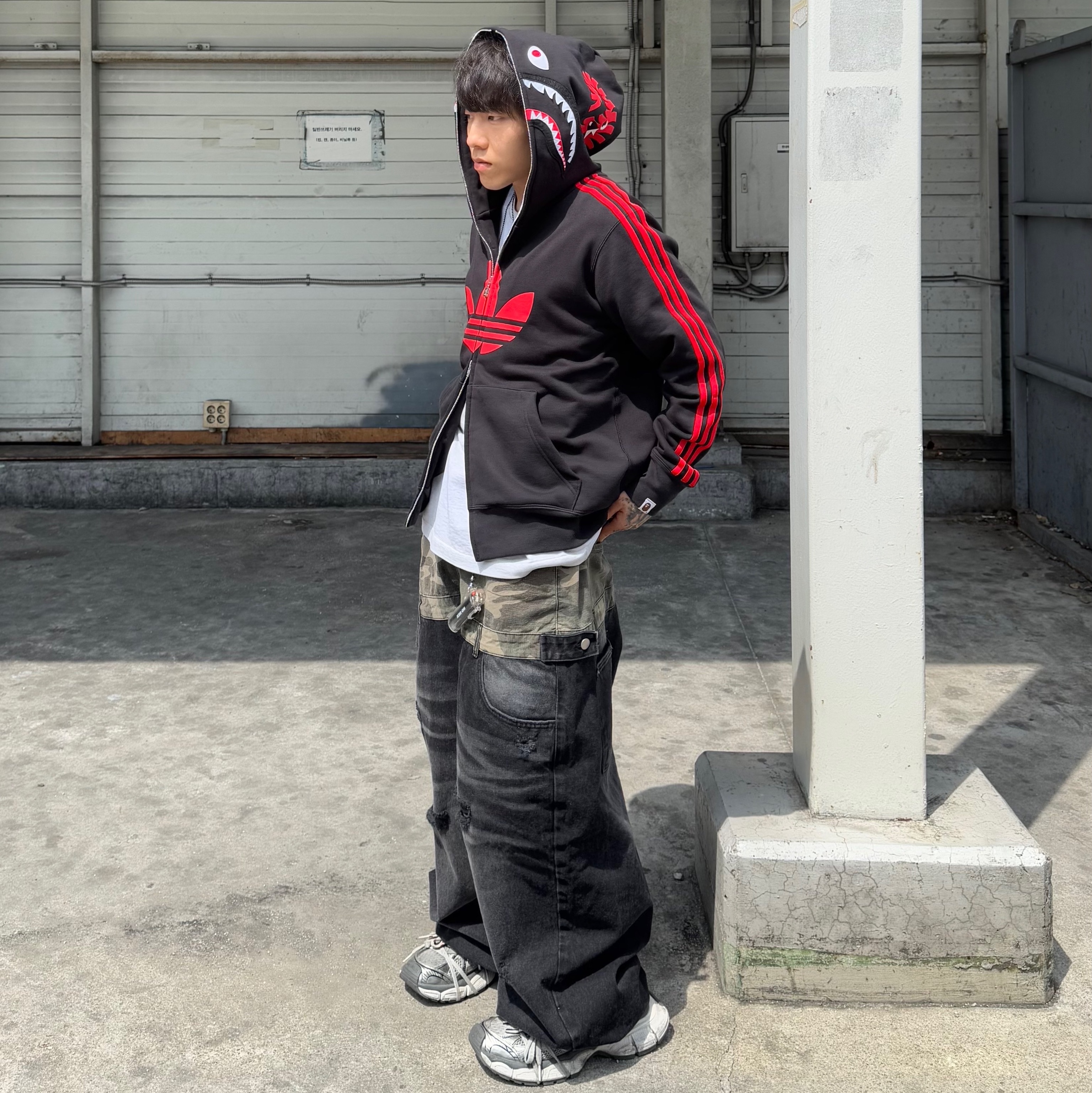 Adidas x BAPE Ultimate Shark Hoodie Black - KR Sizing, Adidas x BAPE Ultimate Shark Hoodie Black - US Sizing 착용 스타일 - 5