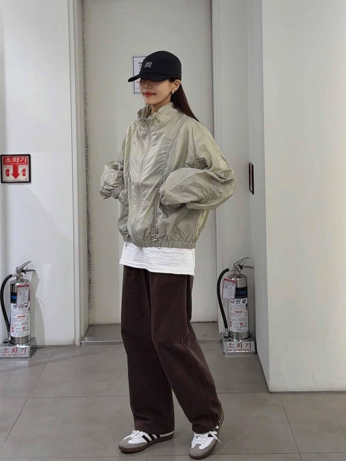 Supreme x Marithe Francois Girbaud Sport Camp Cap Black - 25SS, Adidas Samba Vegan White Black 착용 스타일 - 4