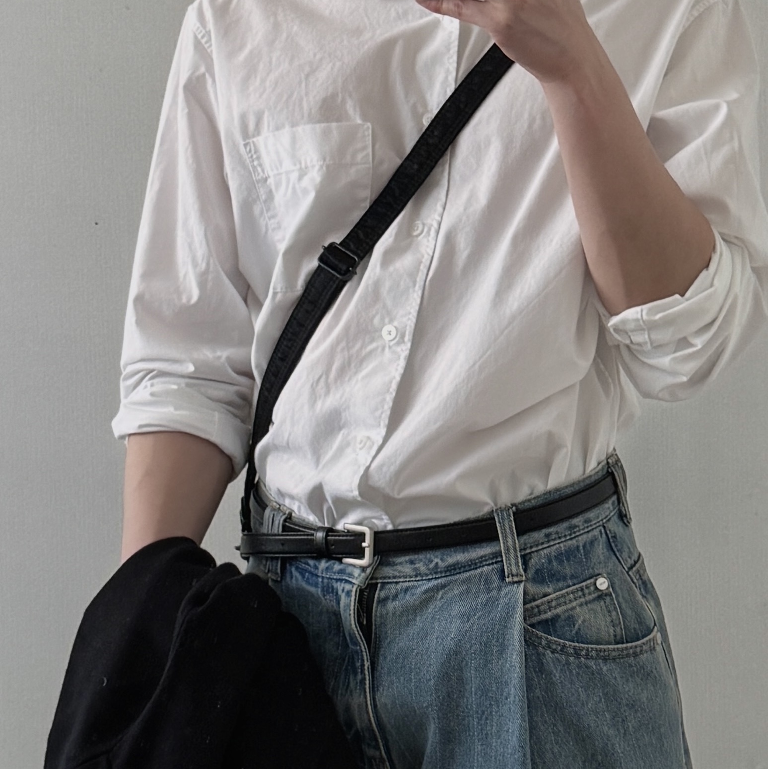 Porter Tanker Shoulder Bag Black 착용 스타일