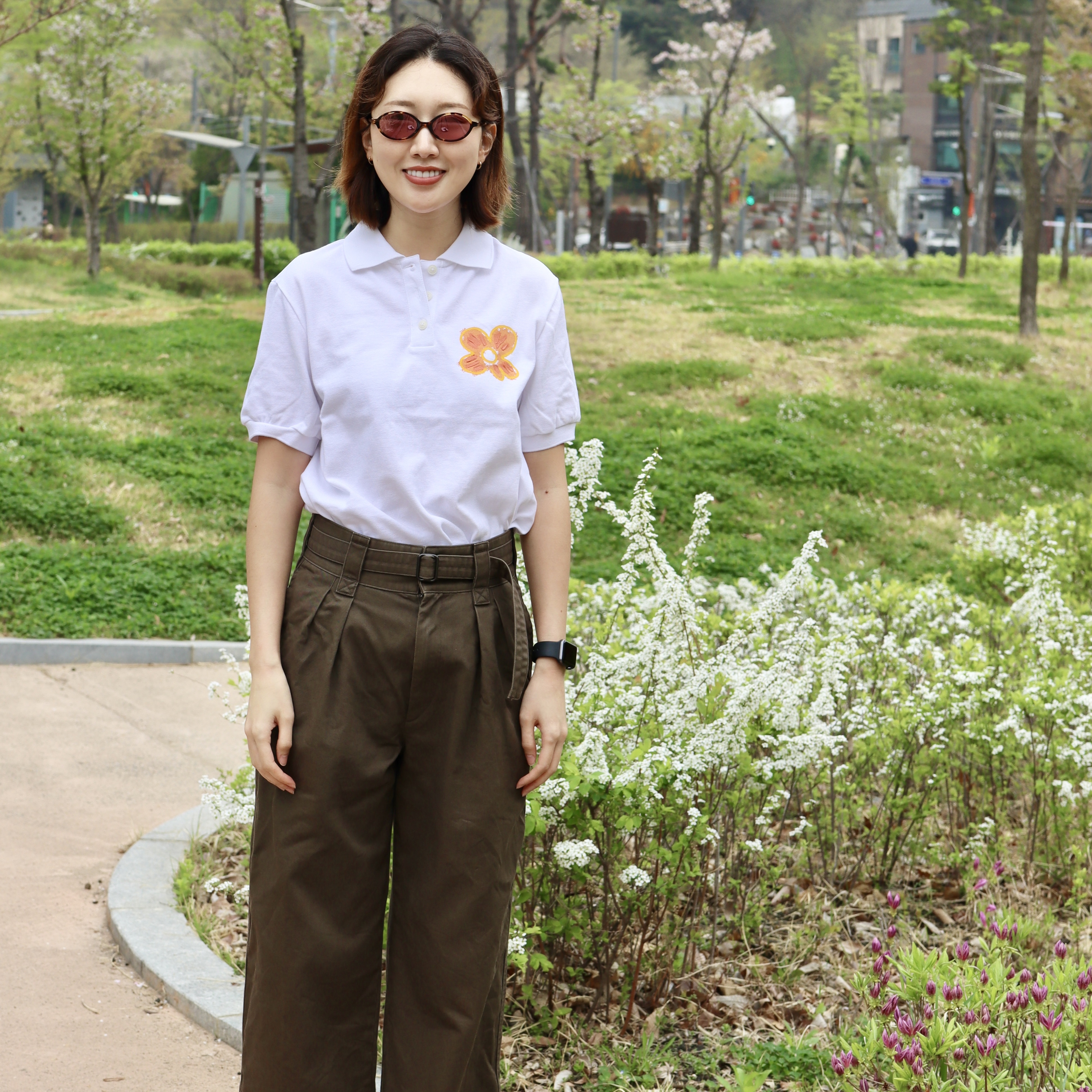 (W) Miu Miu Regard sunglasses Amaranth Lenses Honey Tortoiseshell Acetate Alternative fit 착용 스타일 - 2