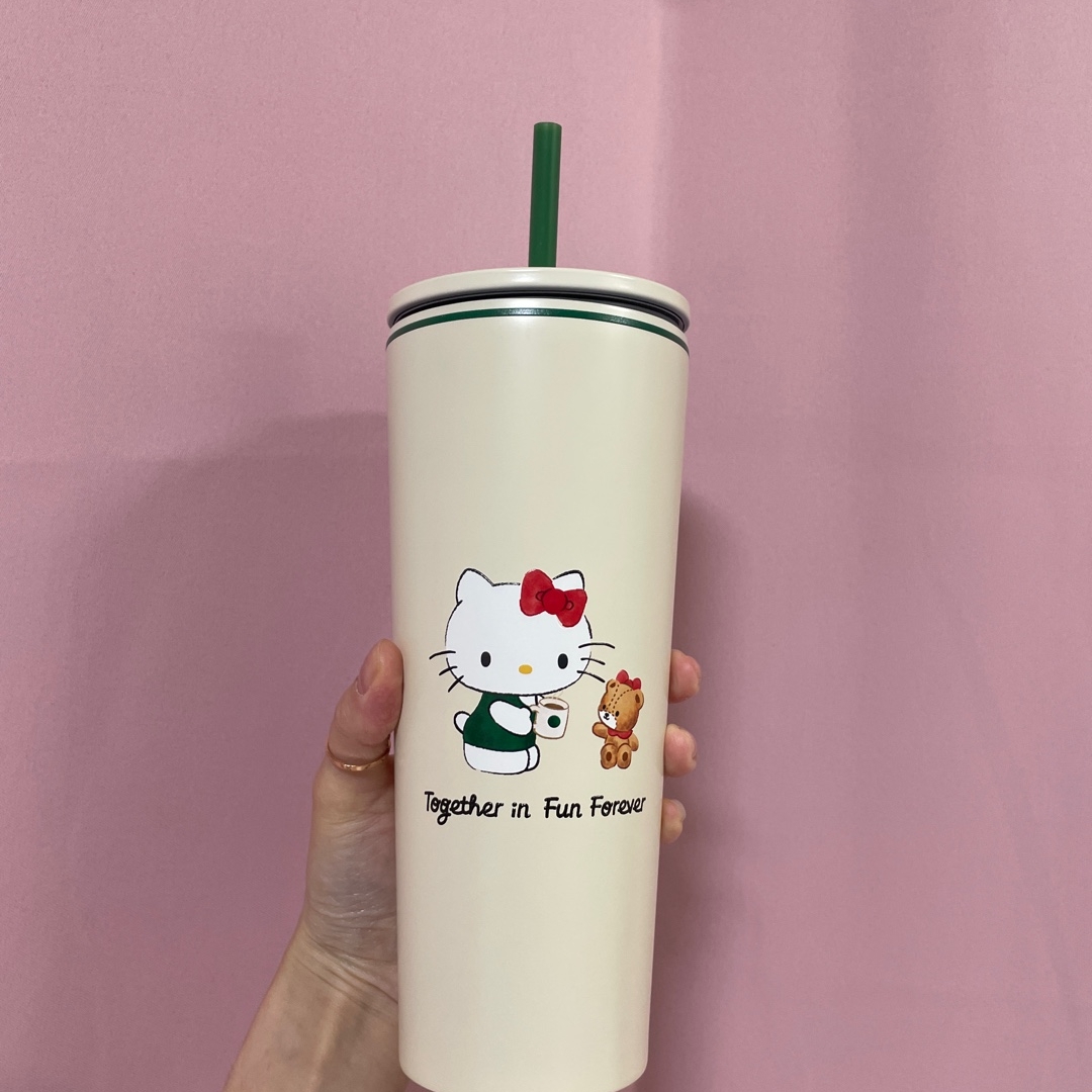Starbucks x Hello Kitty SS Cold Cup 473ml 착용 스타일