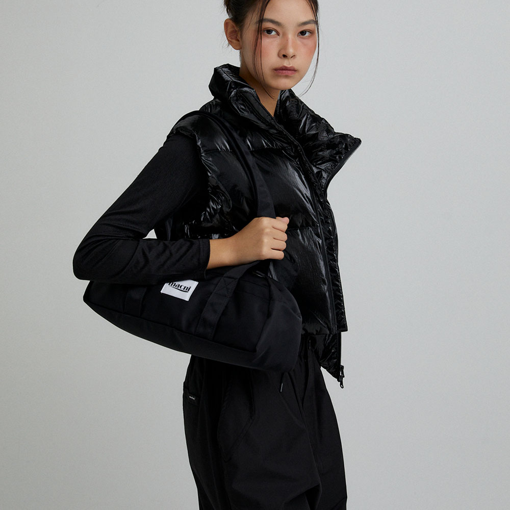 마크니 더플 숄더 백 블랙(MACNI Duffle Shoulder Bag Black) - 4