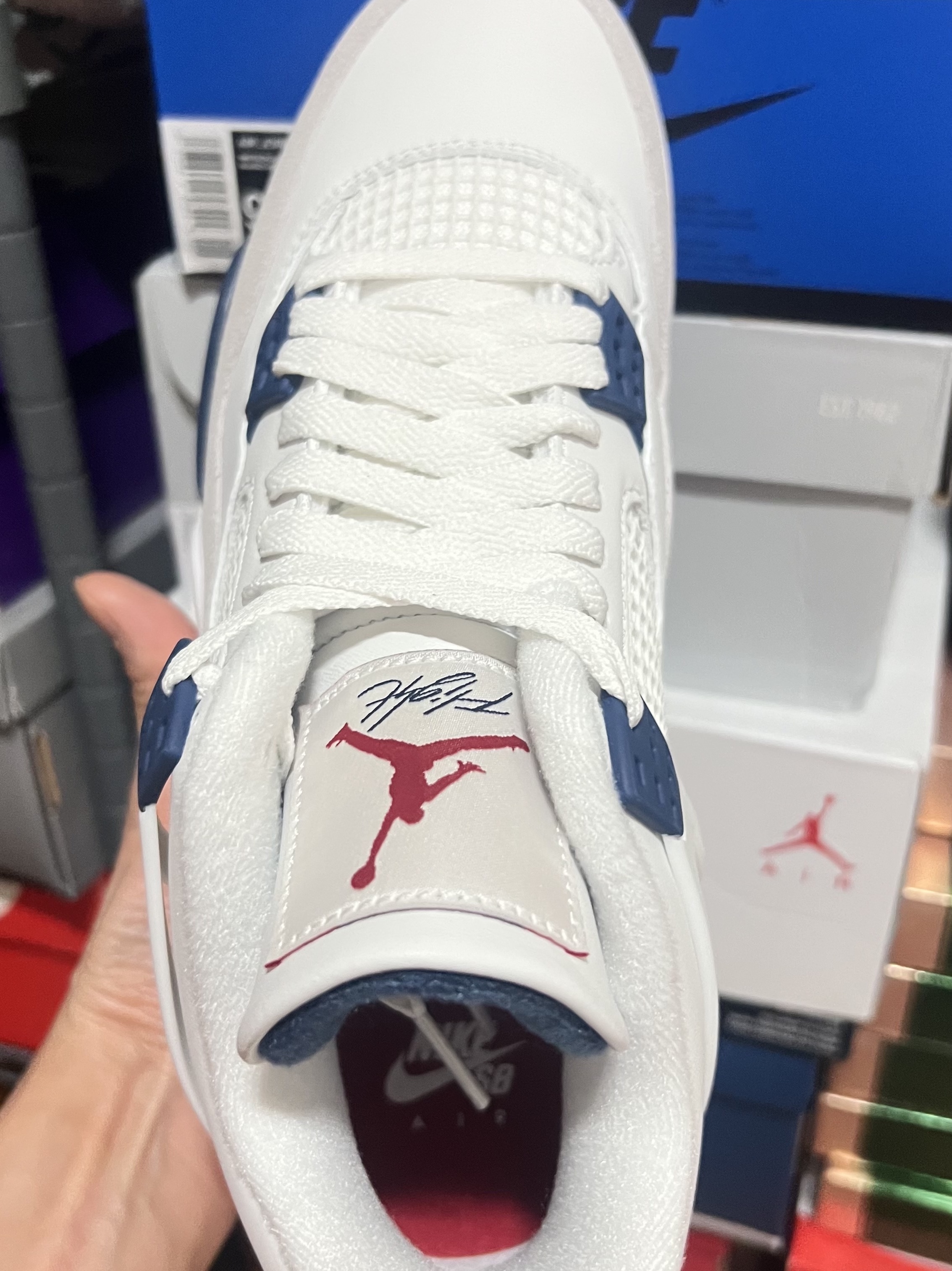 Jordan 4 x Nike SB Retro SP Navy 착용 스타일 - 2