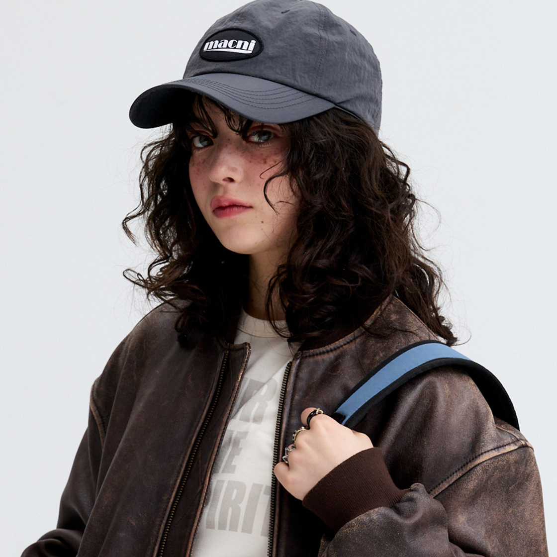 마크니 로고 패치 나일론 딥 캡 차콜(MACNI Logo Patch Nylon Deep Cap Charcoal) - 4