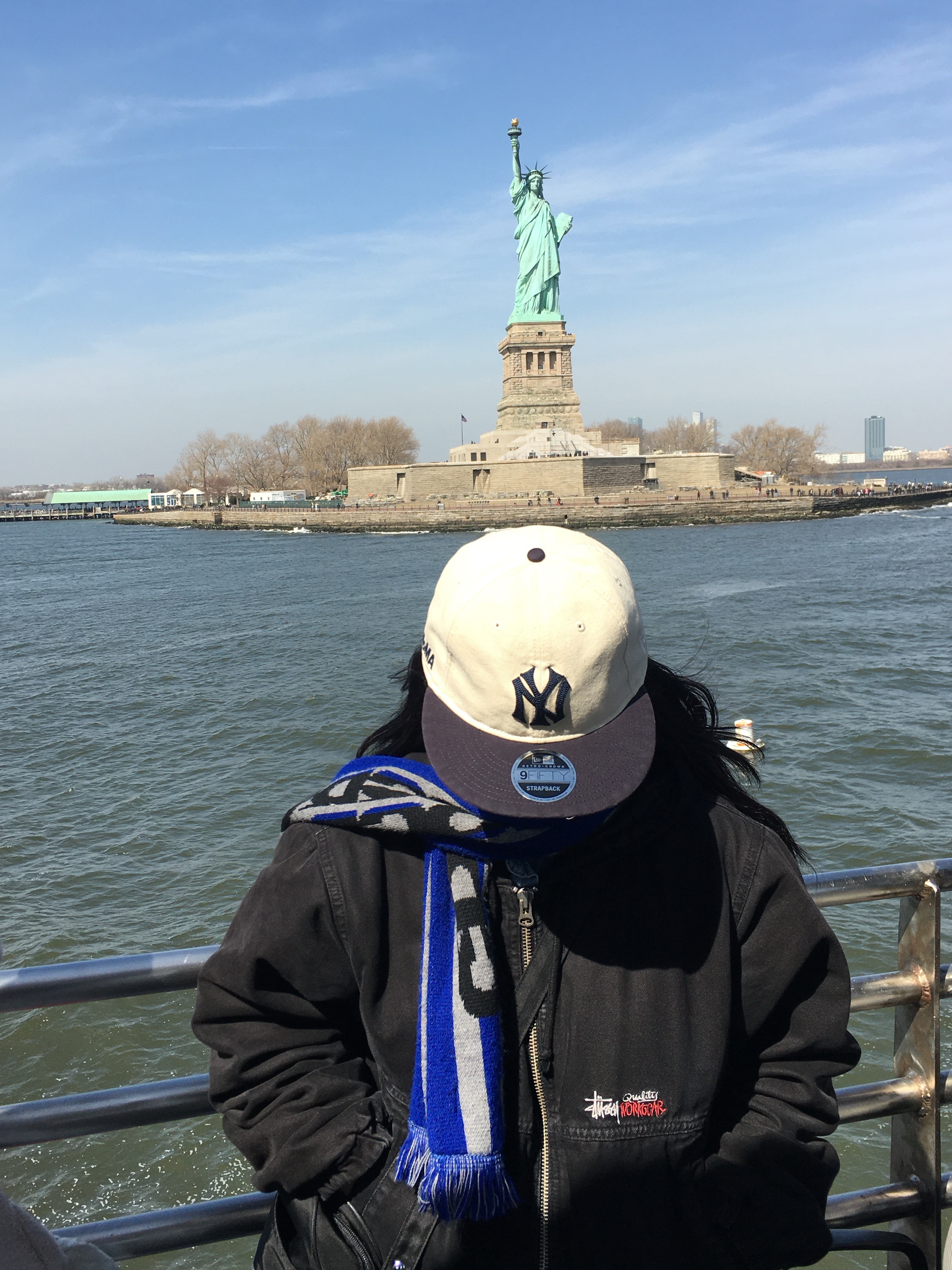 New Era x MoMA New York Yankees Retro Crown 9Fifty Adjustable Baseball Cap White Blue, CDG Shoulder Bag Black 착용 스타일 - 2