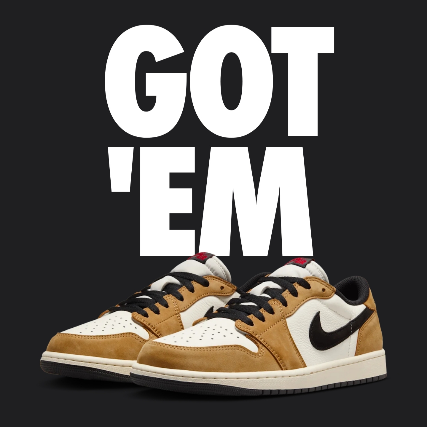 Jordan 1 Low OG Sail and Golden Harvest 착용 스타일