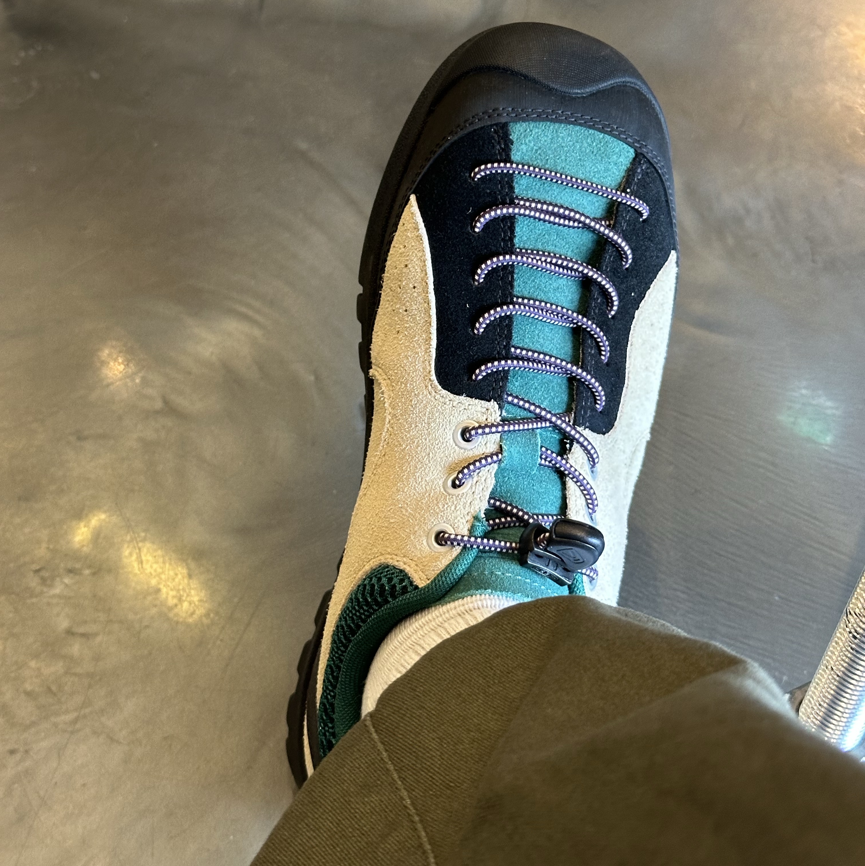 Keen Jasper Rocks SP Sneakers Taos Taupe 착용 스타일 - 1