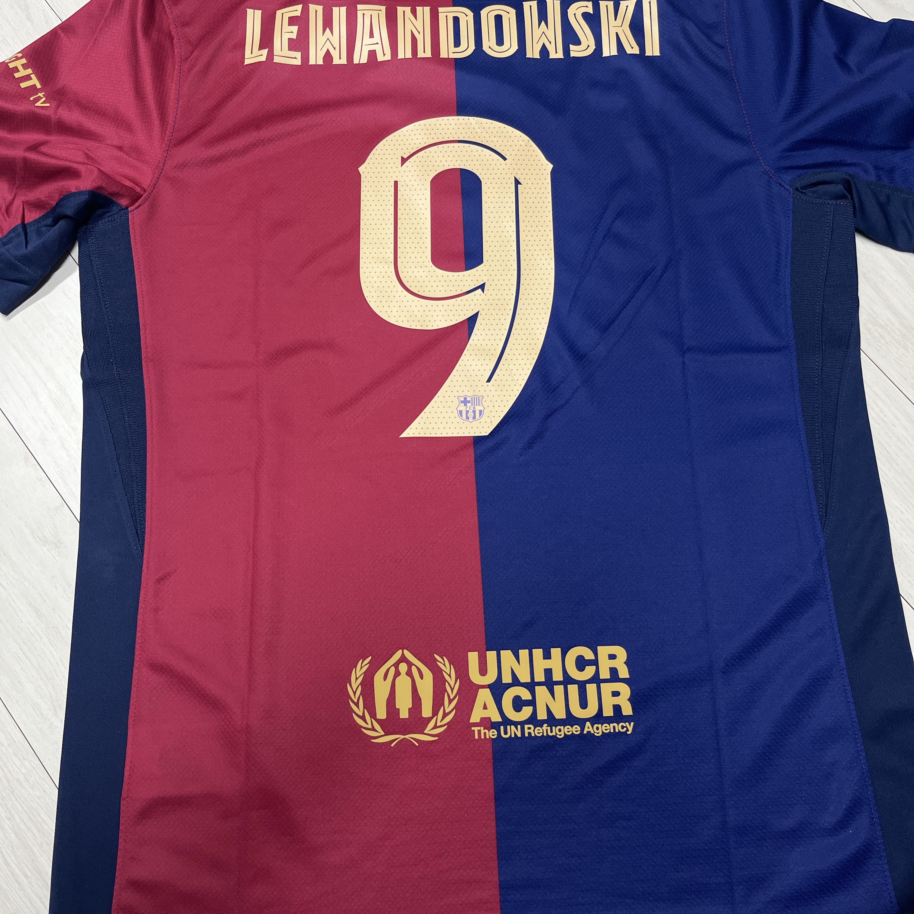 Nike FC Barcelona 2024/25 Dri-Fit Stadium Home Jersey Deep Royal Blue Noble Red (Non Marking Ver.) 착용 스타일