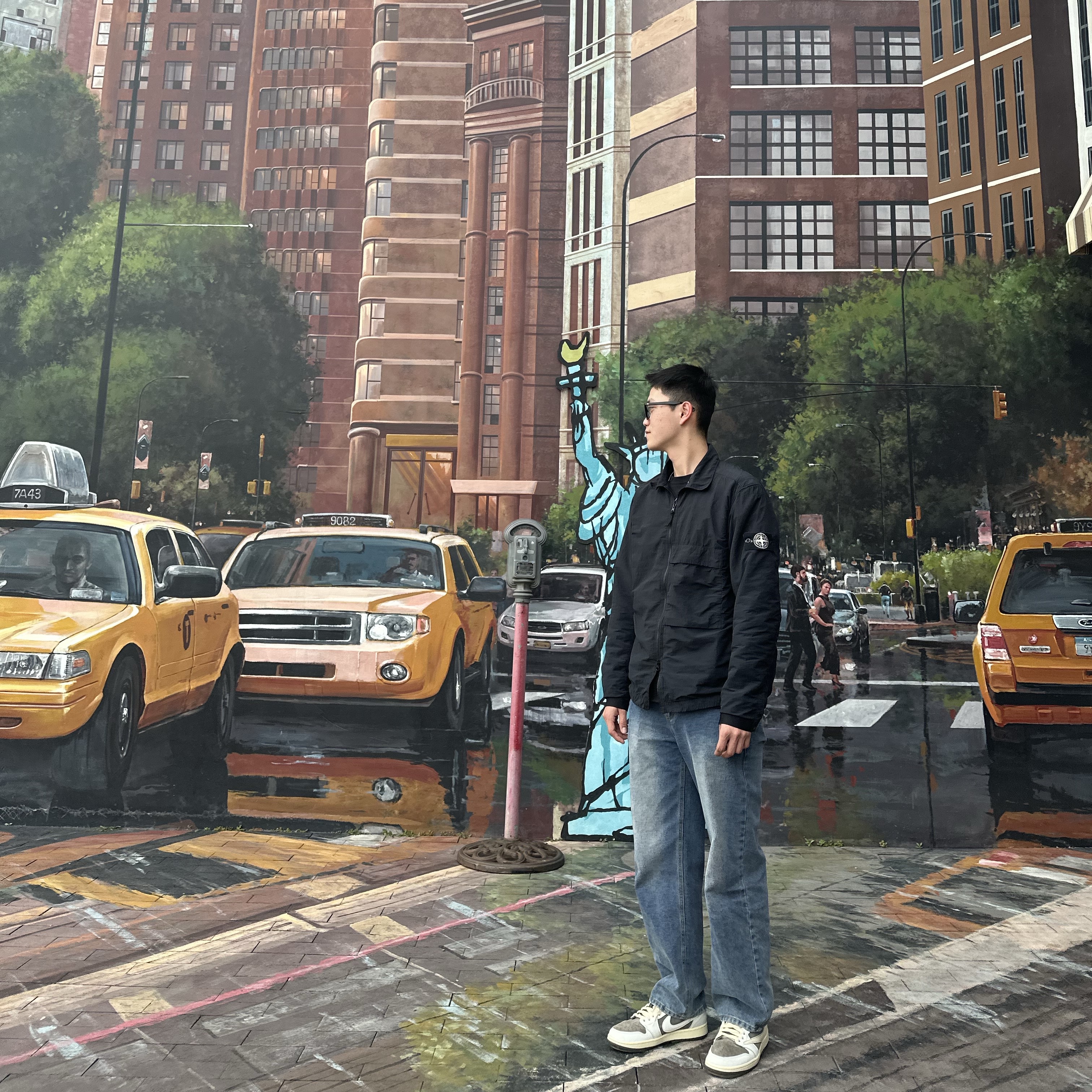 Stone Island 10303 Naslan Light Garment Dyed Overshirt Black - 22FW, Jordan 1 x Travis Scott Retro Low OG SP Sail and Ridgerock 착용 스타일
