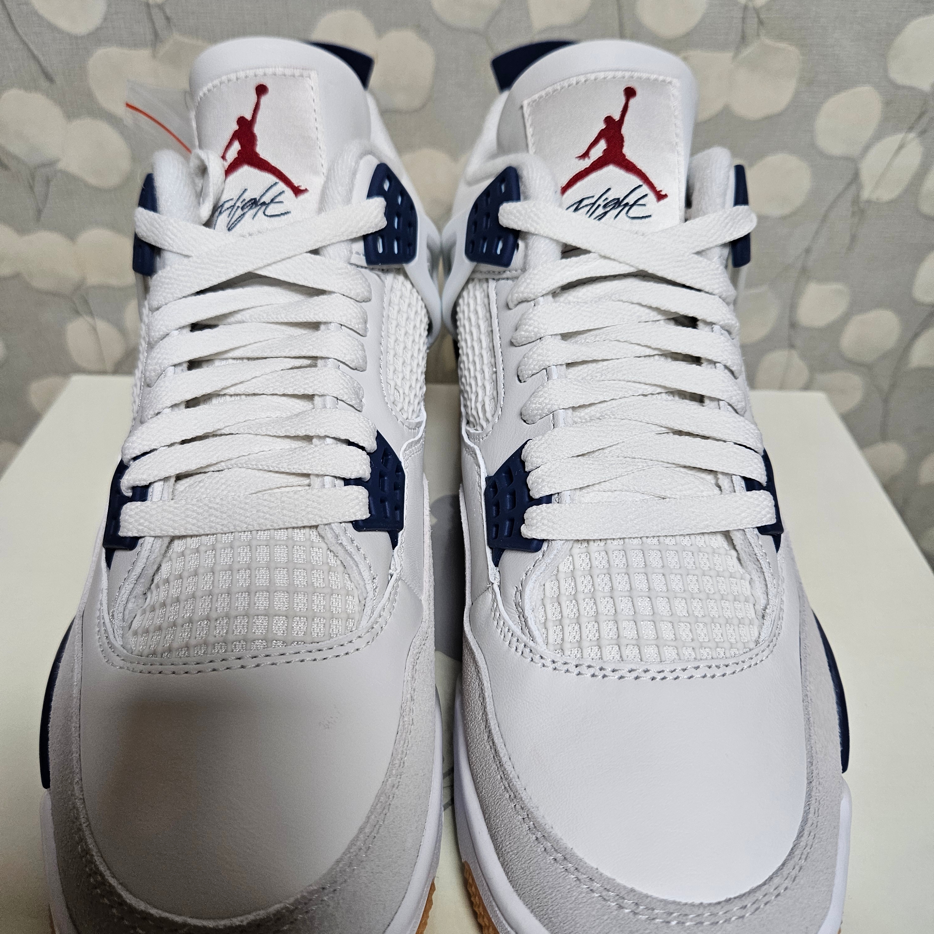 Jordan 4 x Nike SB Retro SP Navy 착용 스타일 - 3