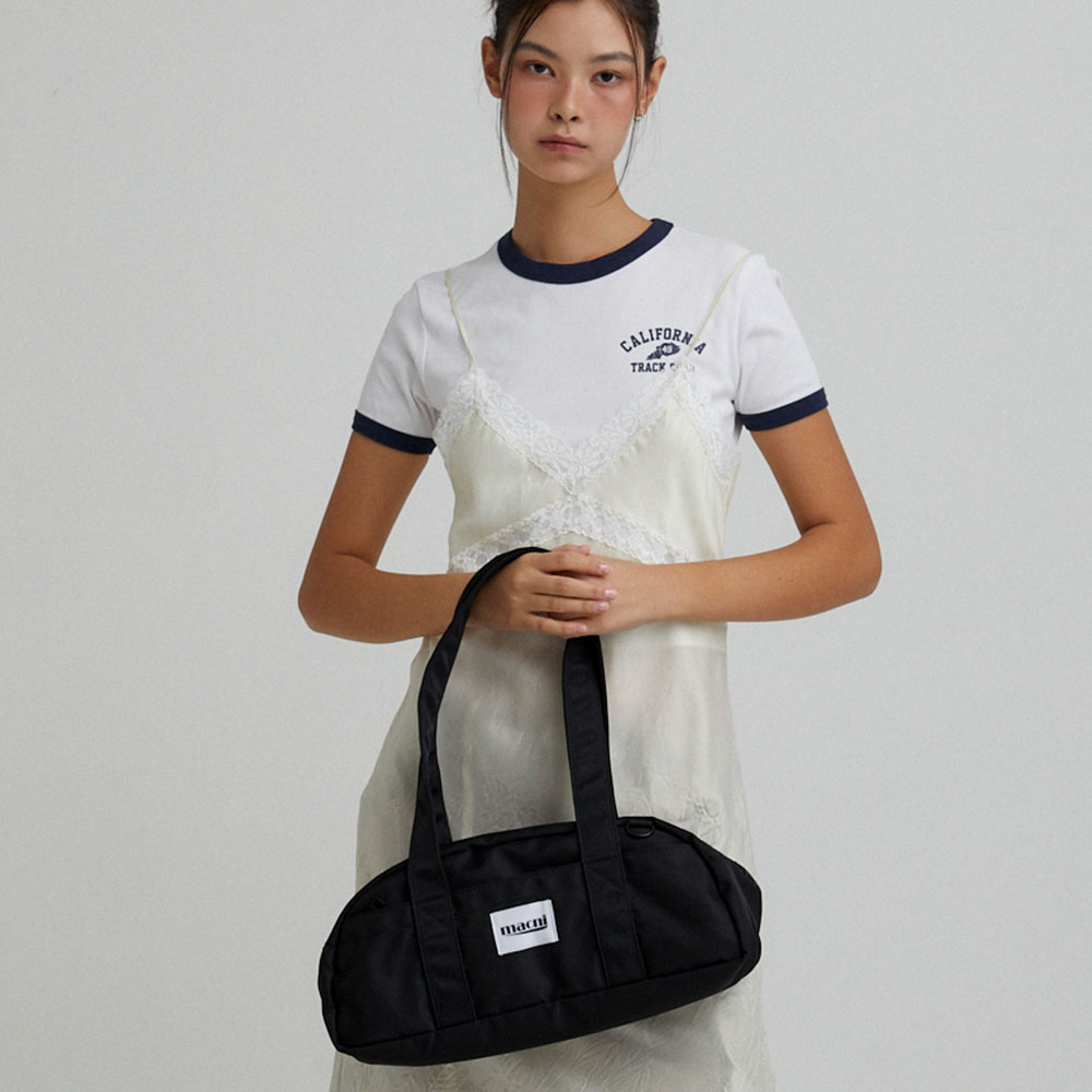 마크니 더플 숄더 백 블랙(MACNI Duffle Shoulder Bag Black) - 3