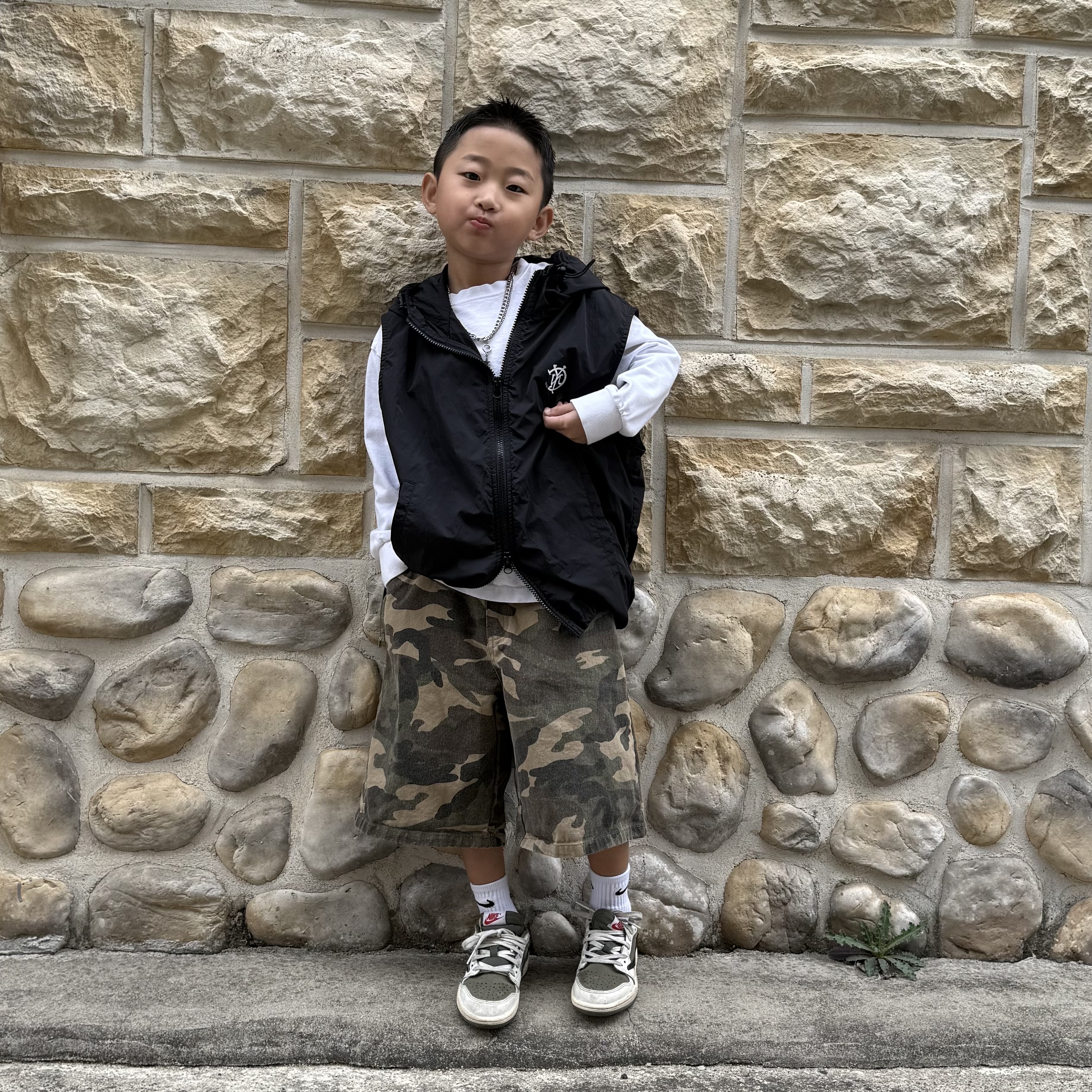 (PS) Jordan 1 x Travis Scott Retro Low OG SP Reverse Olive 착용 스타일 - 2