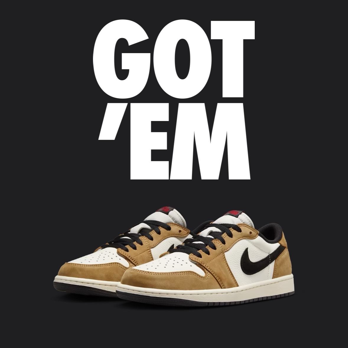 Jordan 1 Low OG Sail and Golden Harvest 착용 스타일