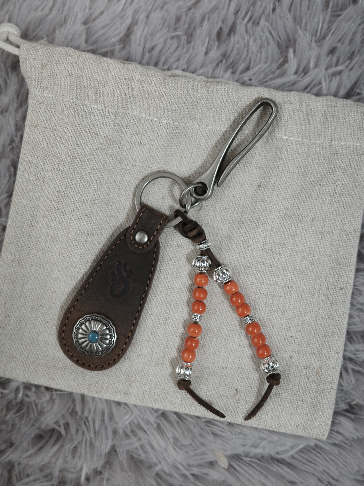 Ogarp Signature Concho Keychain Ver.2, [SS25] moif Magnetic Belt Black/Black 착용 스타일 - 1
