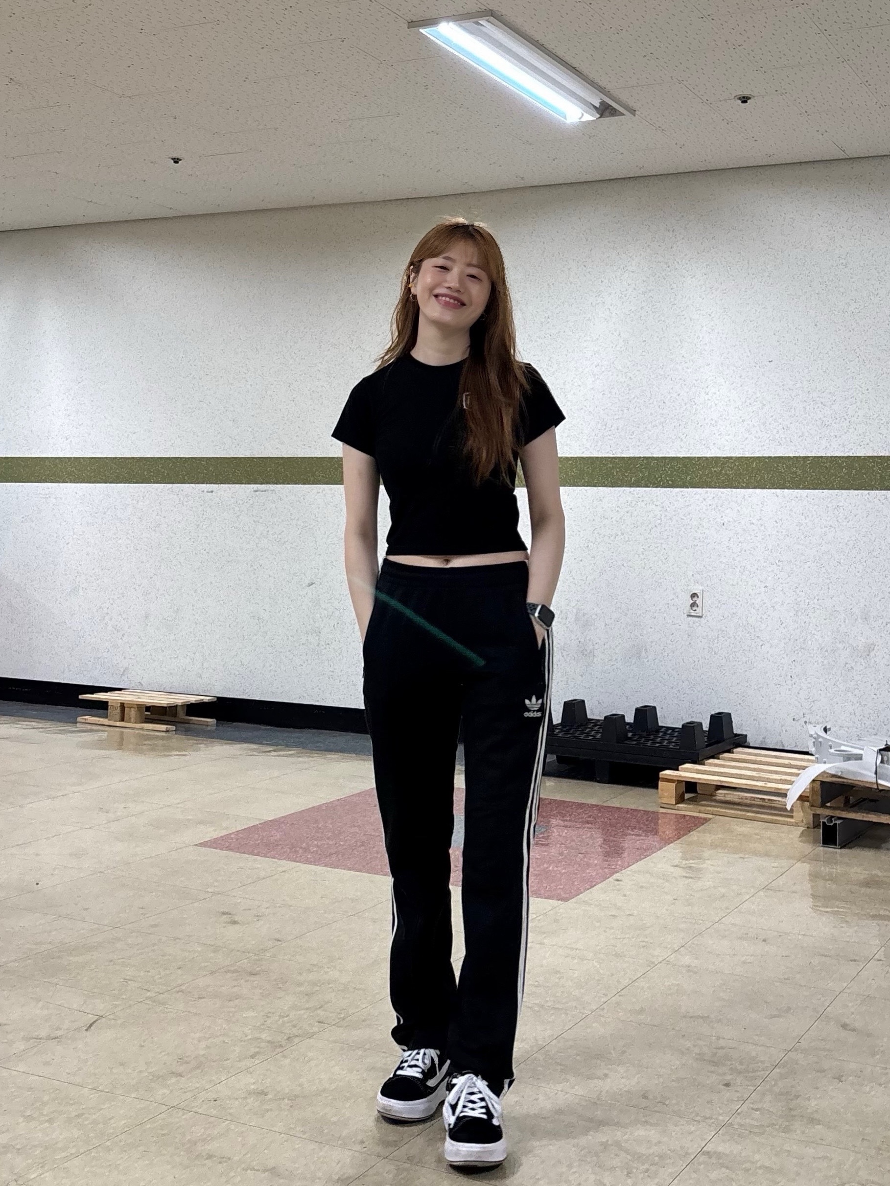 Adidas Modern Europa Track Pants Black - KR Sizing, Vans Old Skool Overt CC Black White 착용 스타일 - 2