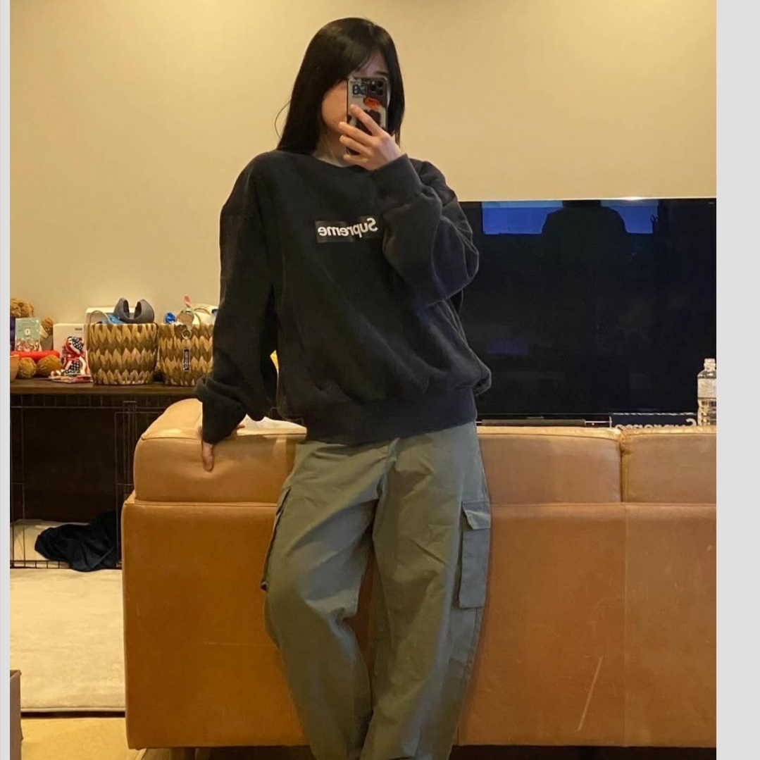 Supreme Washed Box Logo Crewneck Black - 25SS 착용 스타일 - 9
