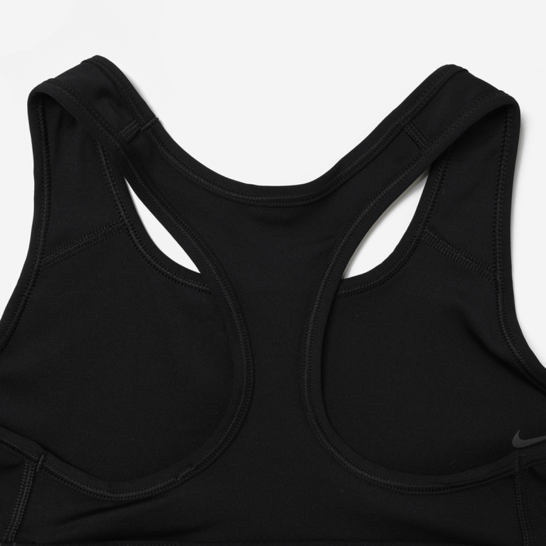 (W) 나이키 스우시 미디움 서포트 논 패디드 스포츠 브라 블랙 - US/EU((W) Nike Swoosh Medium Support Non Padded Sports Bra Black- US/EU) - 4