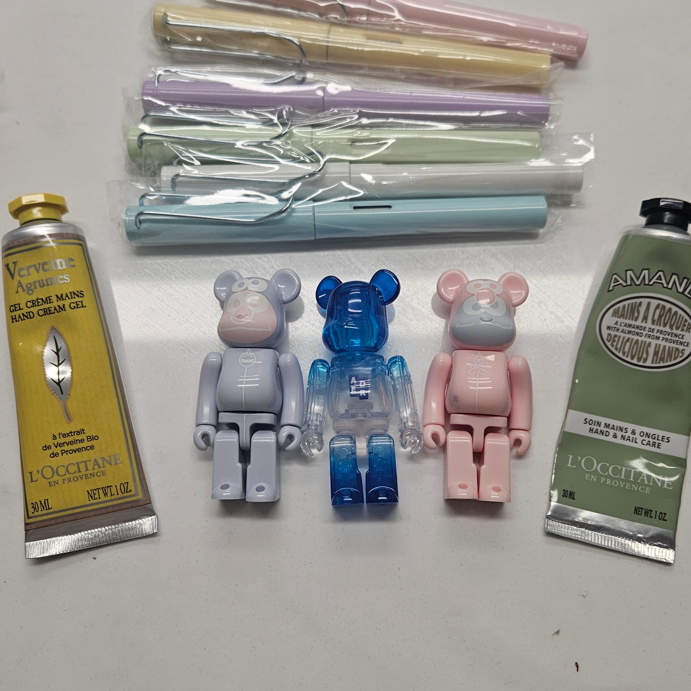 Bearbrick x Ader Error 100%, Bearbrick Series 48 Sealed Case 100% (24 Blind Boxes) 착용 스타일 - 3