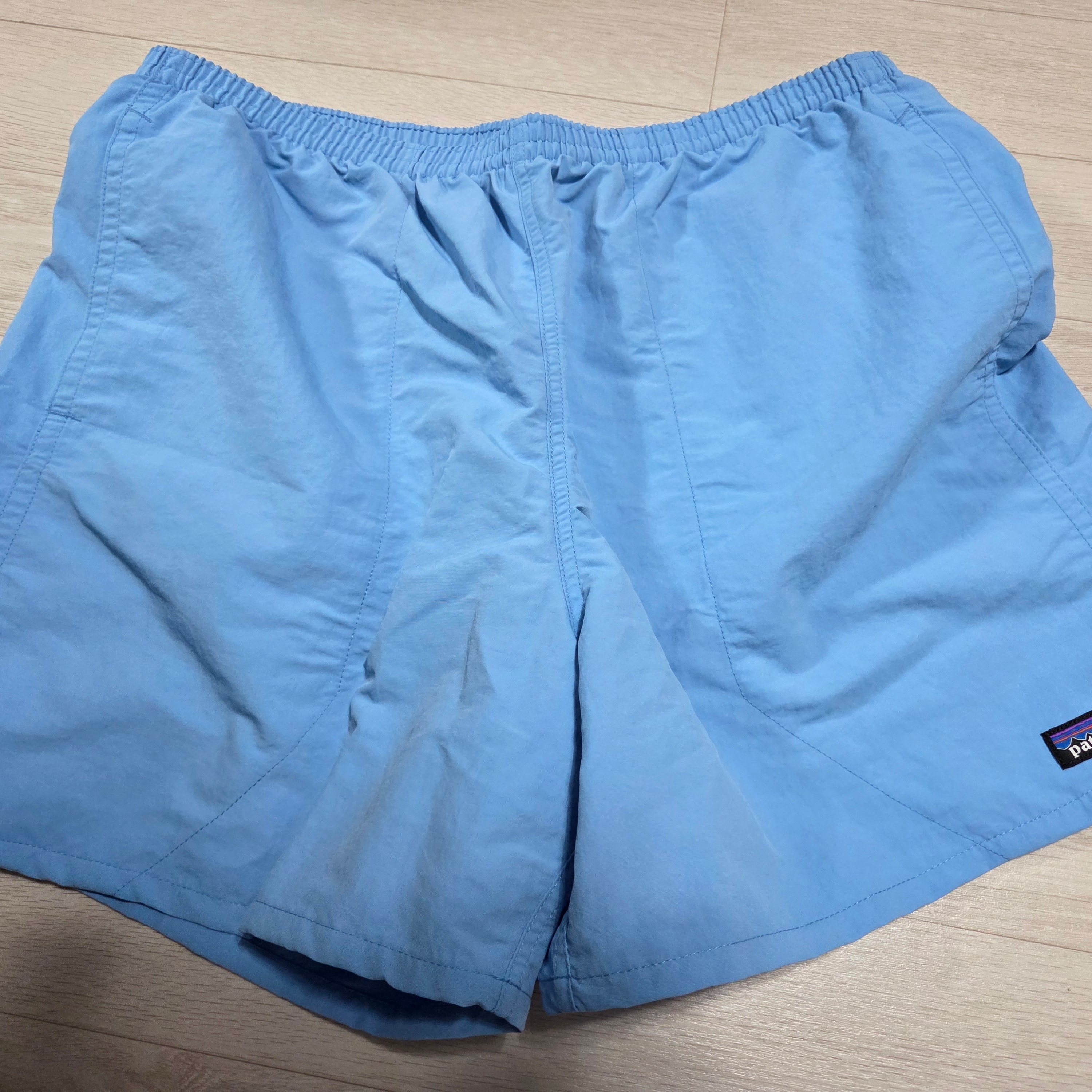 Patagonia Baggies Shorts 5 Inch Lago Blue 착용 스타일