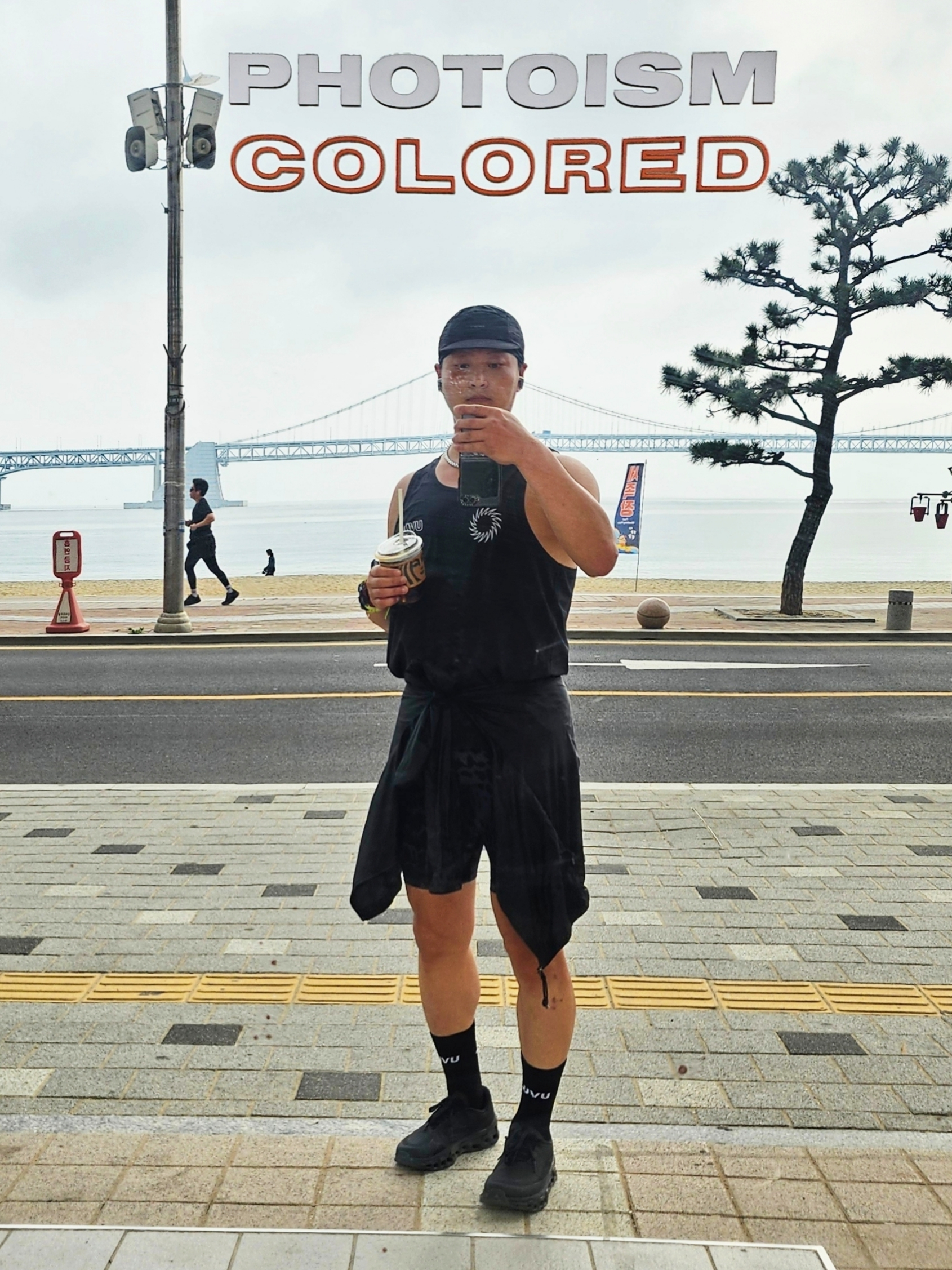 UVU Half Tights Black, UVU Running Vest Black 착용 스타일