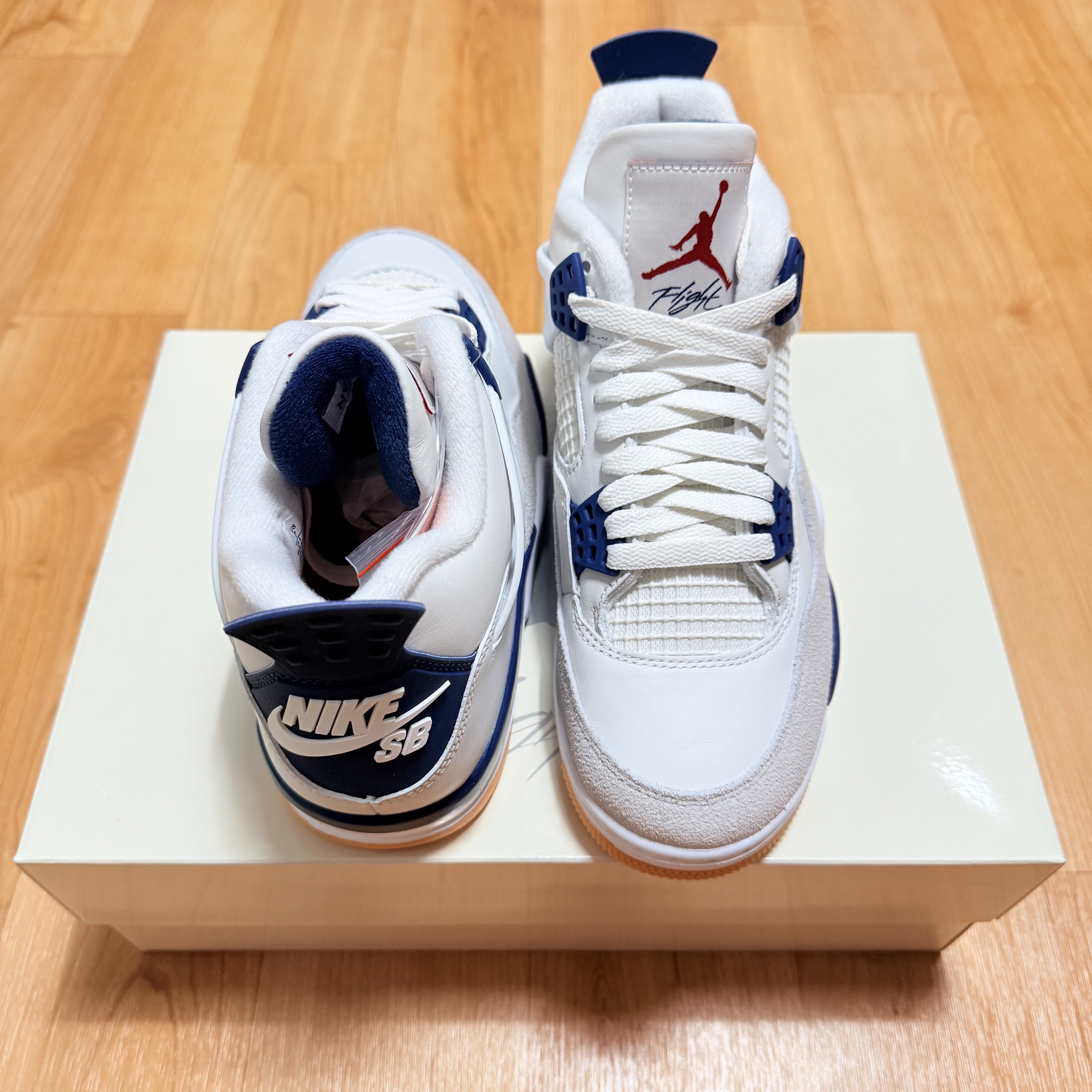 Jordan 4 x Nike SB Retro SP Navy 착용 스타일