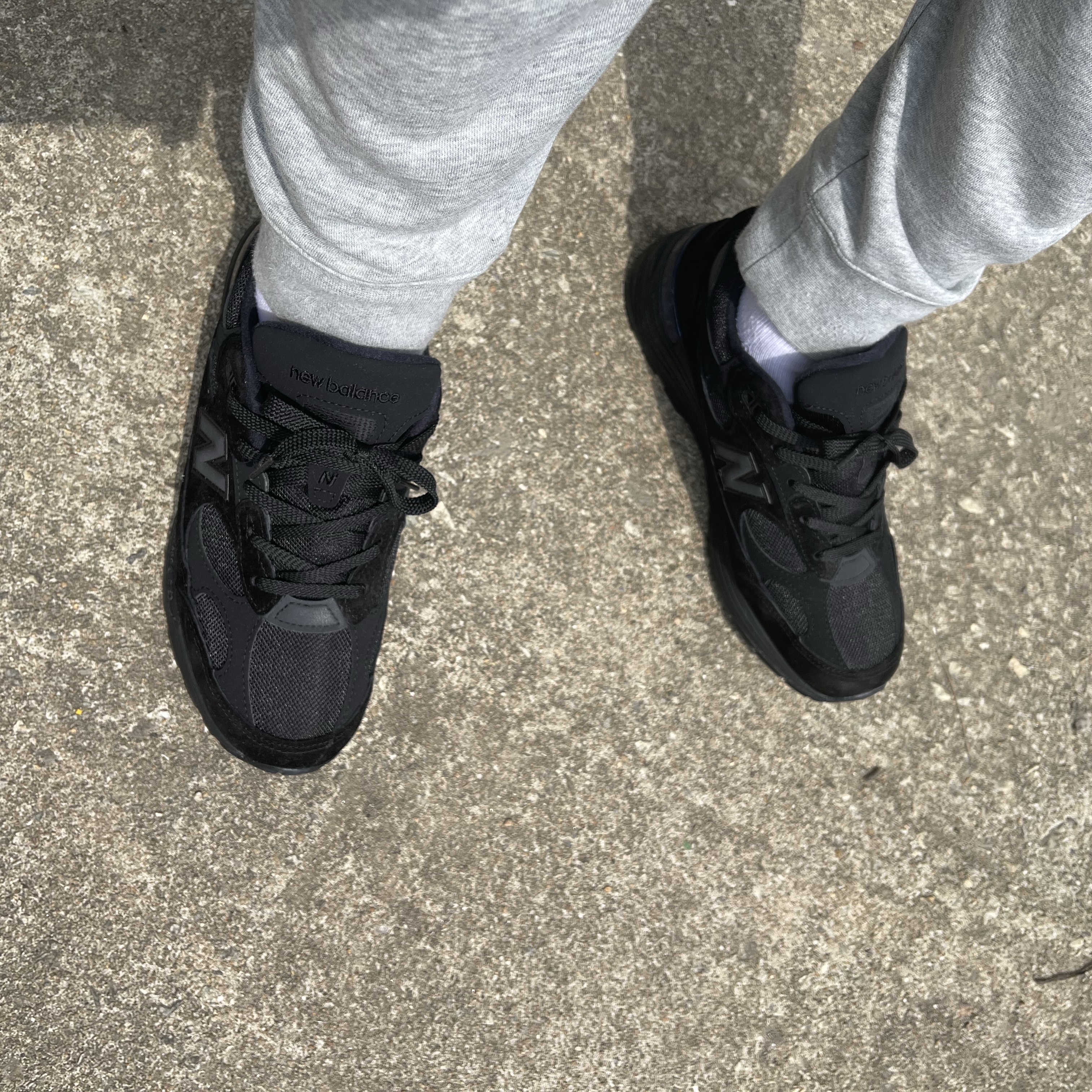 New Balance 992 Made in USA Core Black 착용 스타일