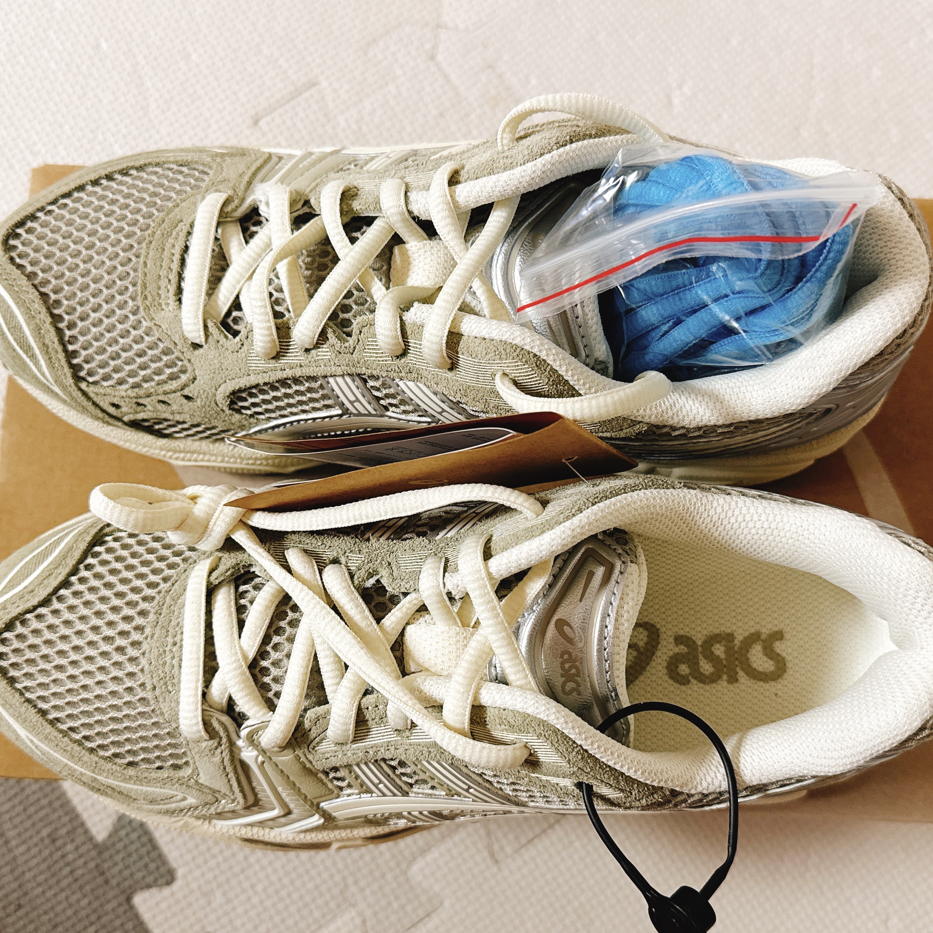 Asics x Juliana Salazar Gel-Kayano 14 Eucalyptus Vanilla Ice 착용 스타일 - 5