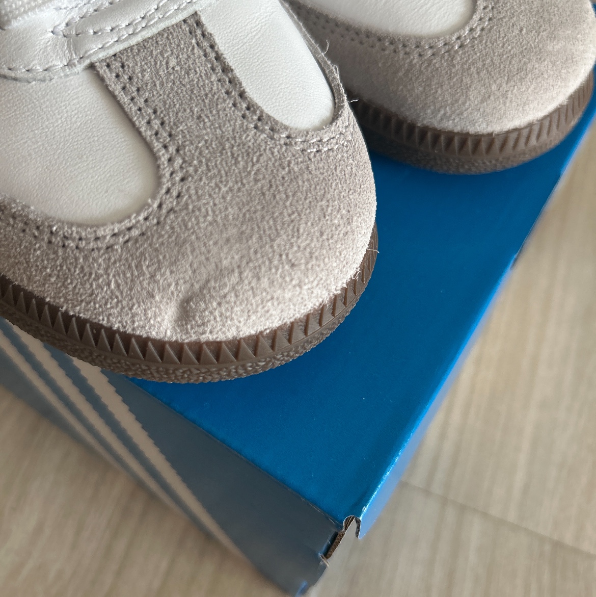 Adidas Samba OG Cloud White 착용 스타일