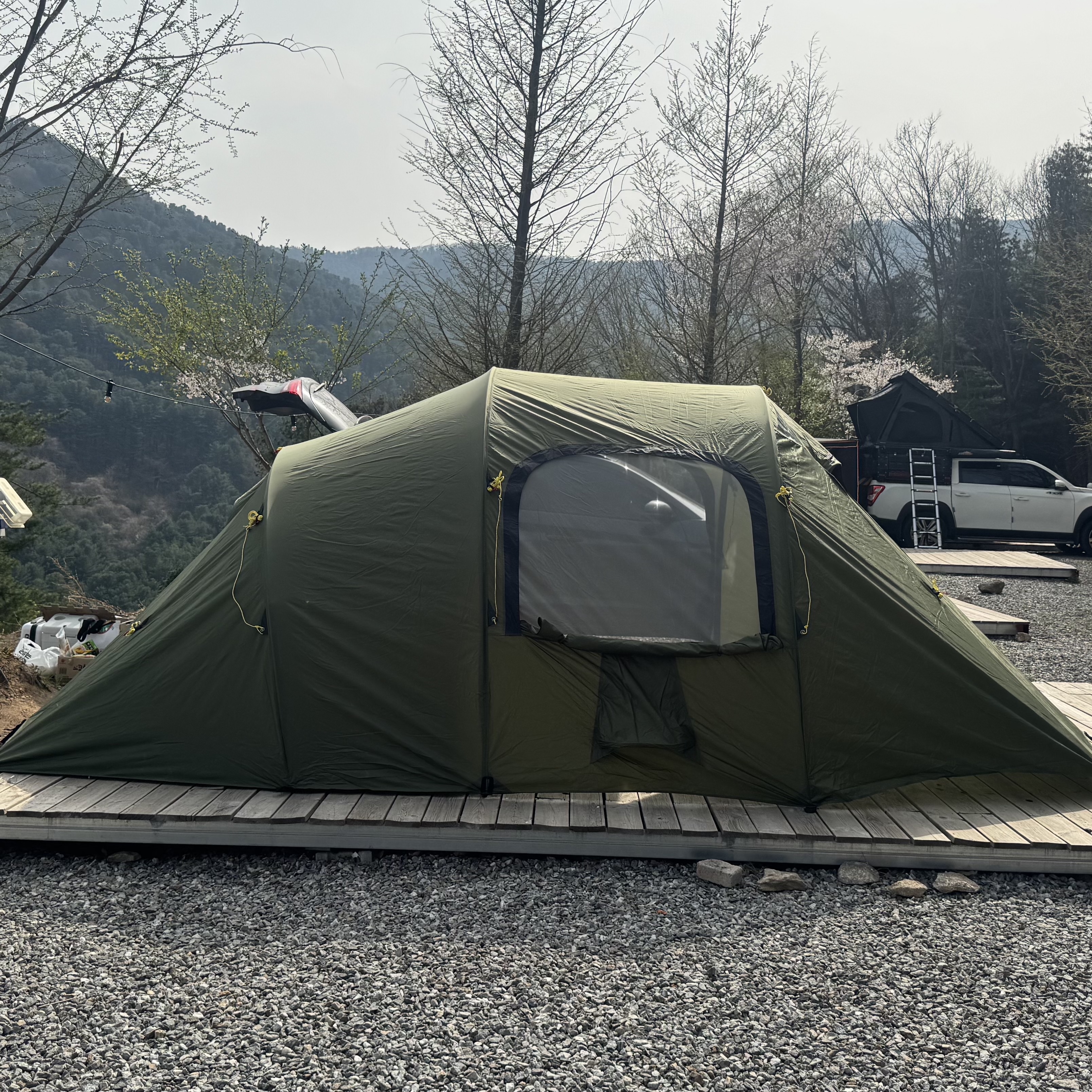 Helsport Gimle Family 4+ Outer Tent 착용 스타일 - 1