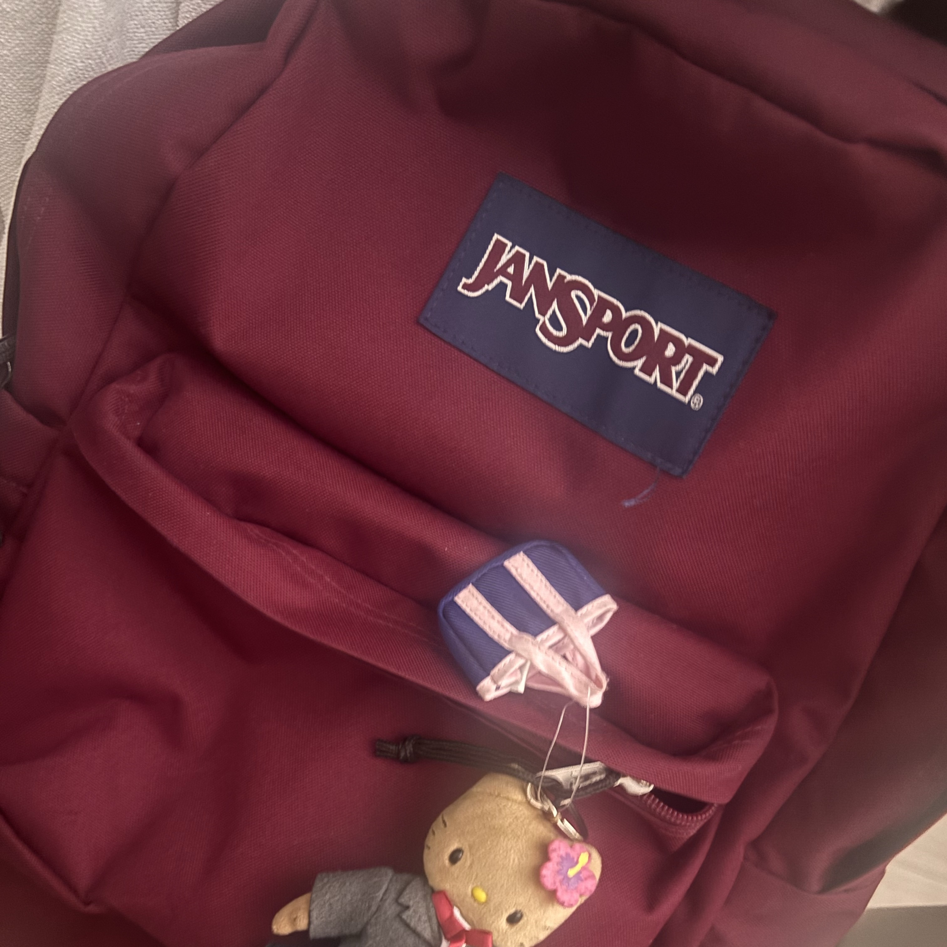 Jansport Superbreak Plus Laptop Backpack Russet Red, Sanrio Hello Kitty Dress-Up Tanning School Uniform 착용 스타일
