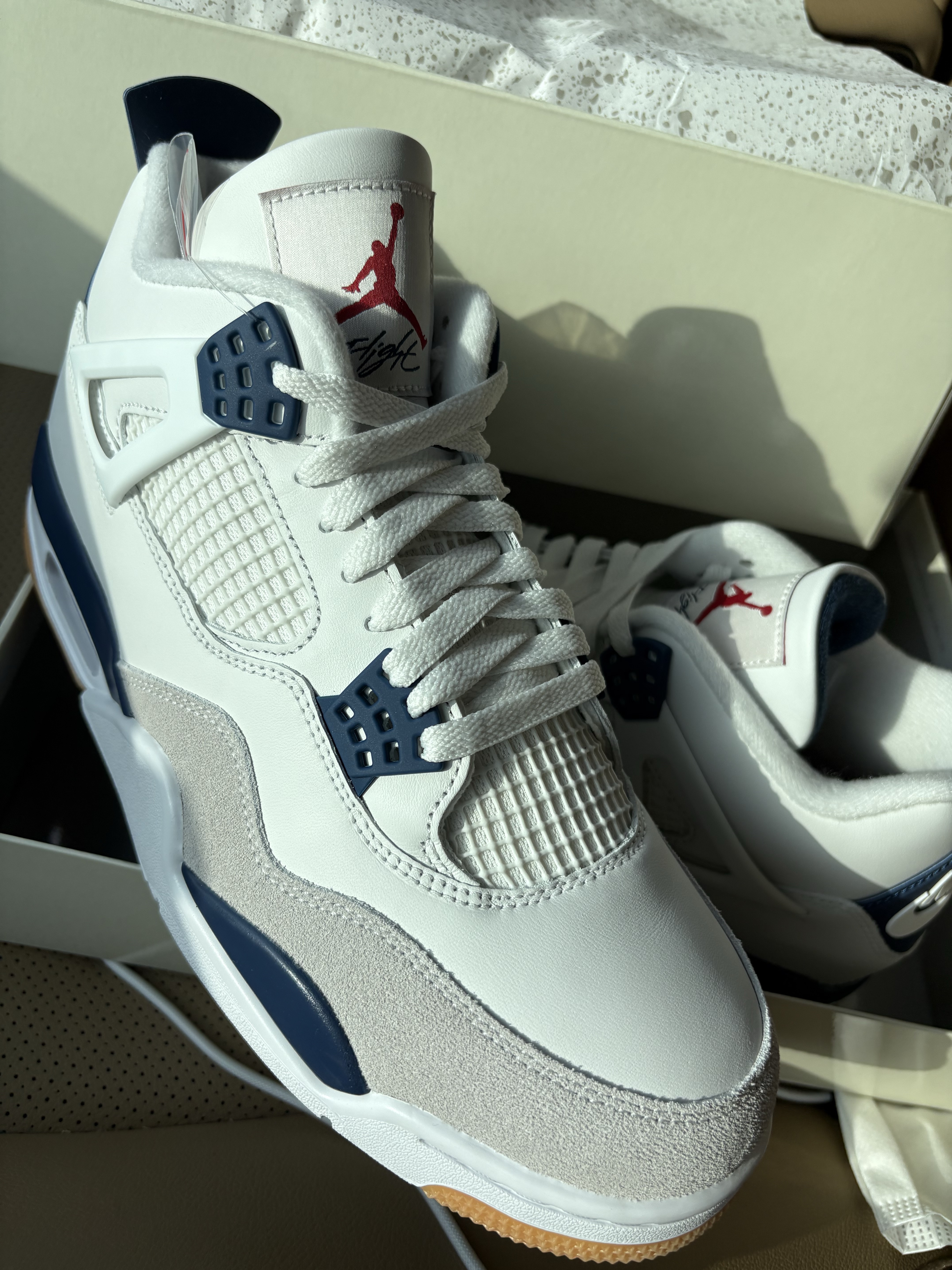Jordan 4 x Nike SB Retro SP Navy 착용 스타일 - 1