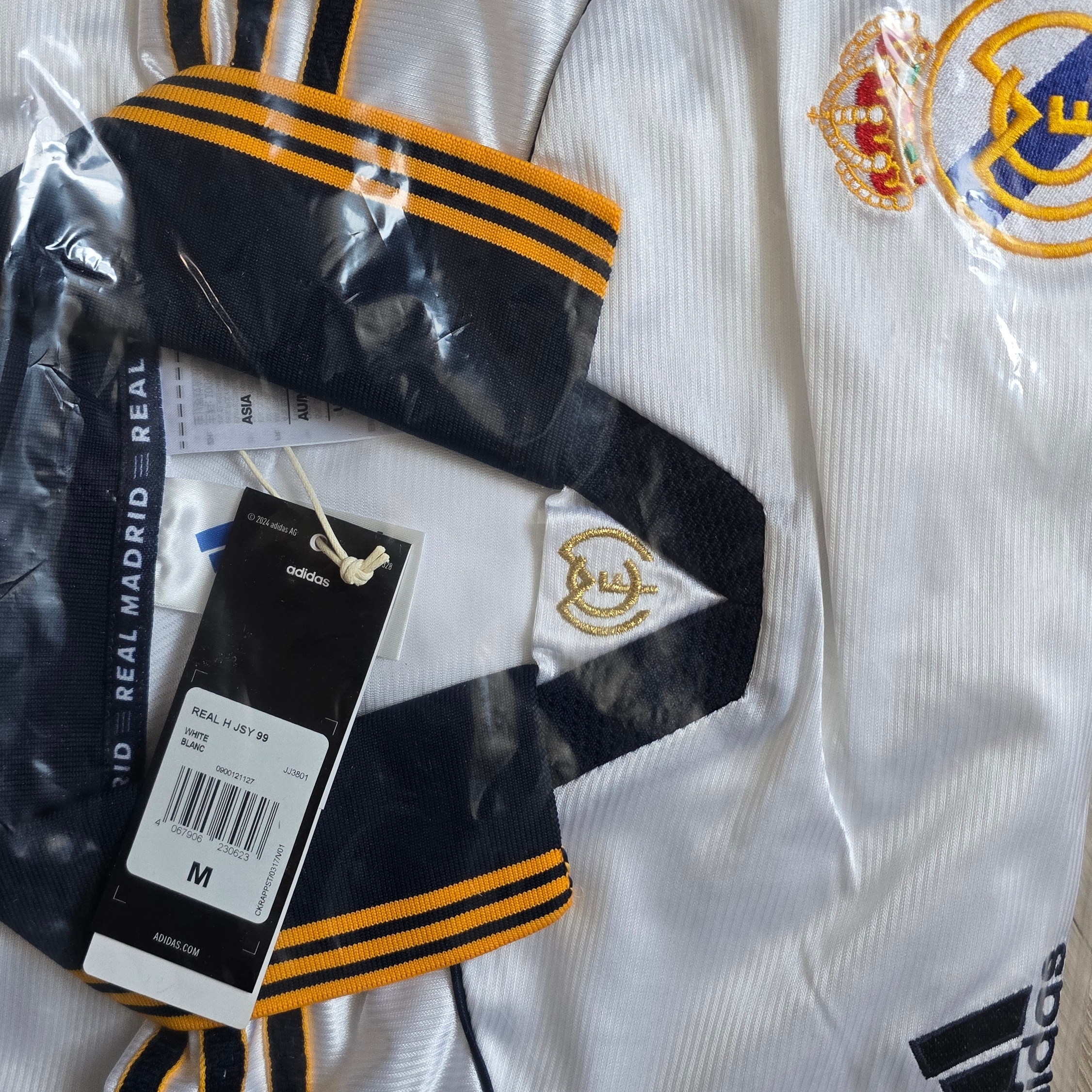 Adidas Real Madrid 99/00 Home Jersey White - KR Sizing (Non Marking Ver.) 착용 스타일 - 1