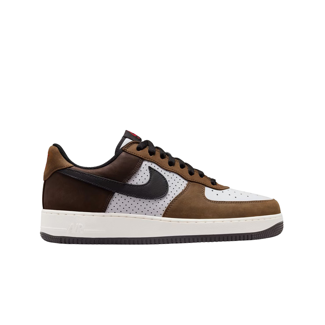 나이키 에어 포스 1 로우 레트로 화이트 앤 바로크 브라운(Nike Air Force 1 Low Retro White and Baroque Brown)