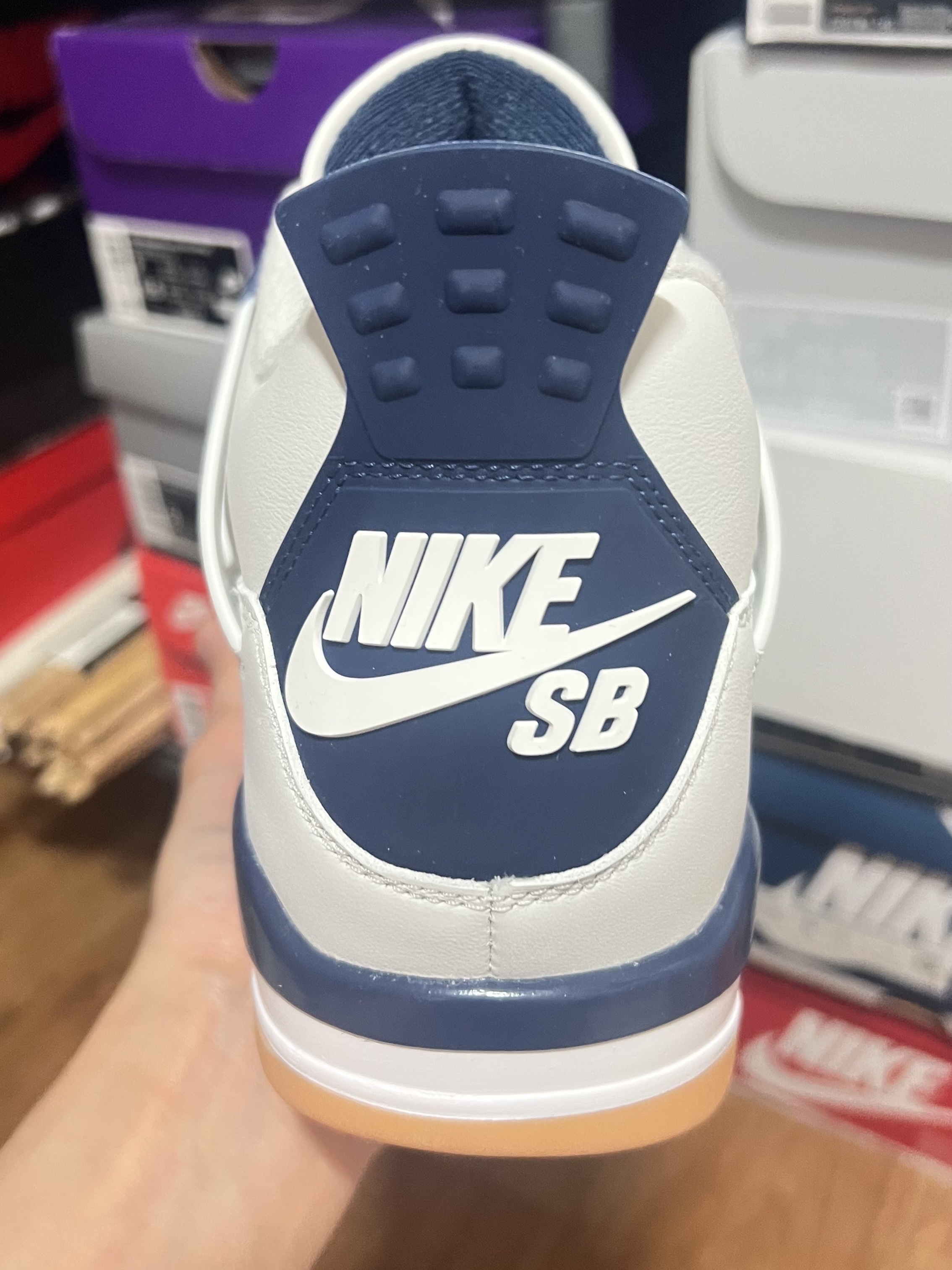 Jordan 4 x Nike SB Retro SP Navy 착용 스타일 - 3