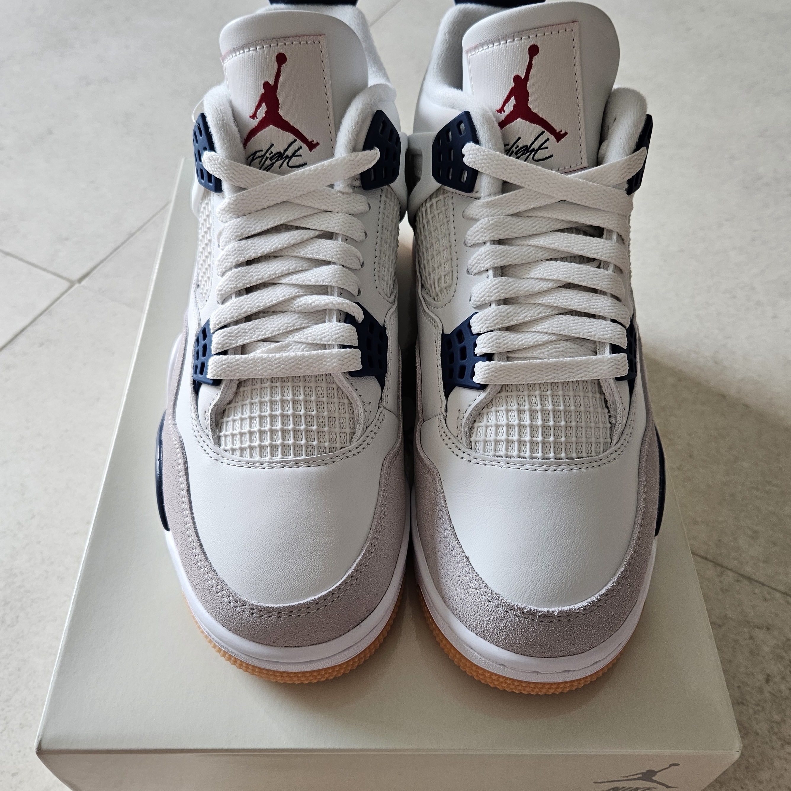 Jordan 4 x Nike SB Retro SP Navy 착용 스타일 - 1