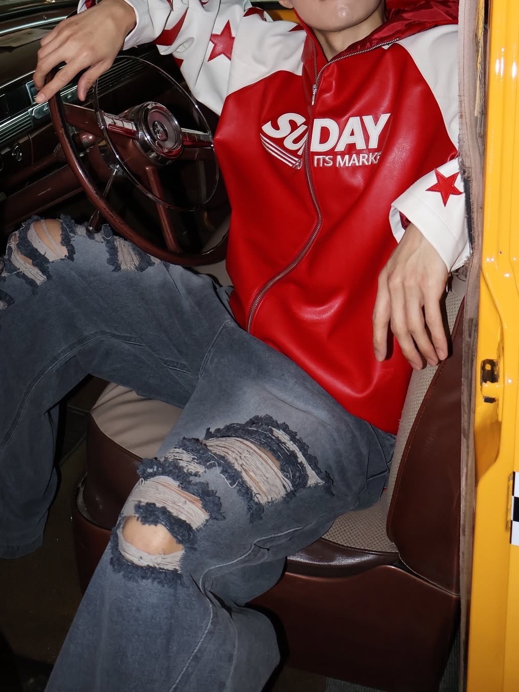 BLR Adjustable Waist Destroyed Denim Pants Light Blue 착용 스타일