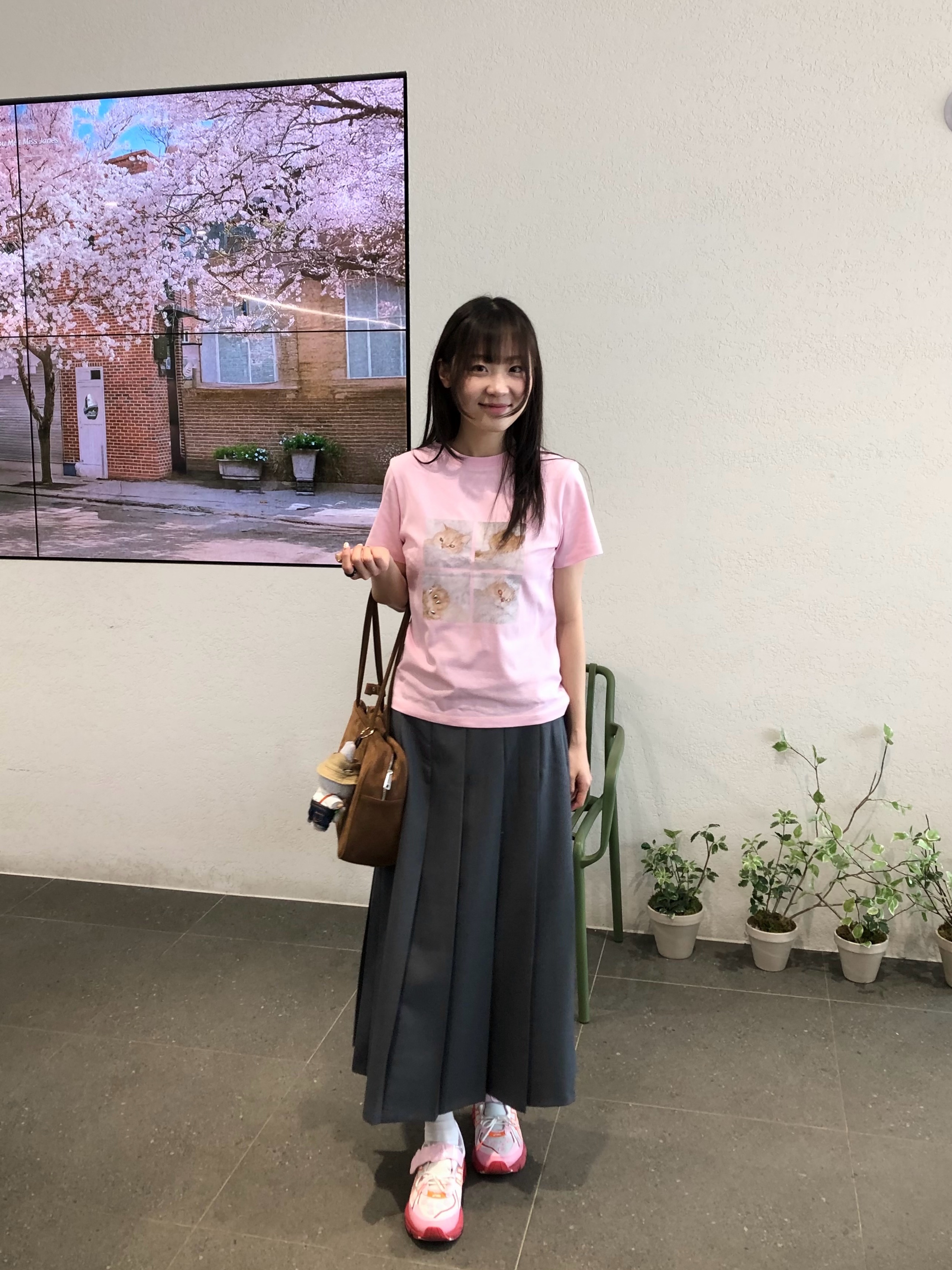 GIMMETHEYOUNG G_Love Cat T-Shirt_S  Pink, Asics x Cecilie Bahnsen GT-2160 White Habanero 착용 스타일