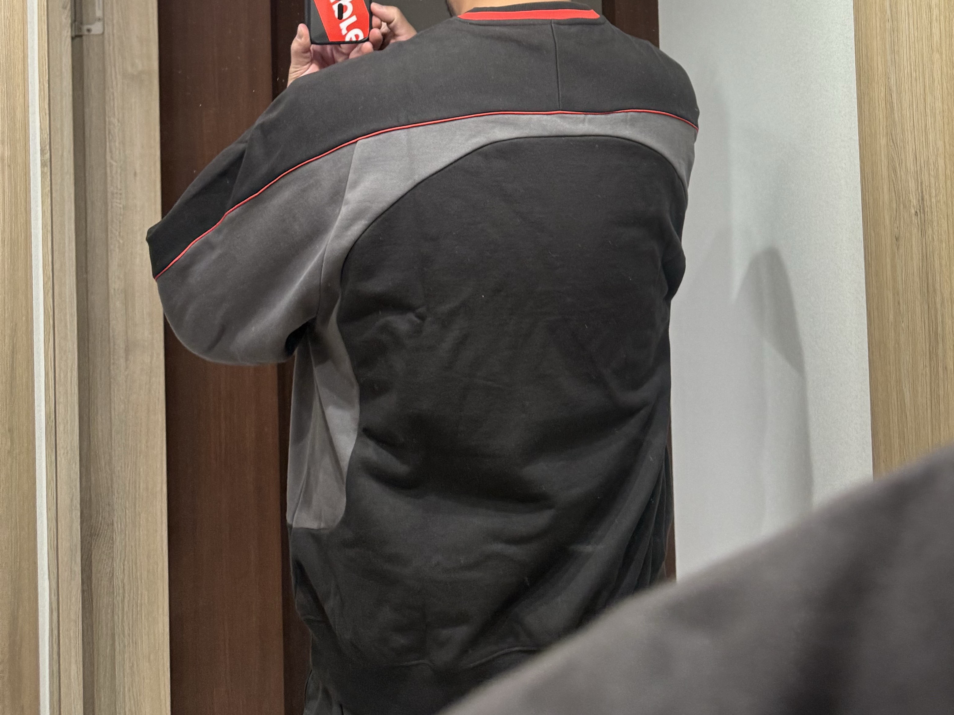 팔라스 프로 팀 팔코 크루 블랙 - 25SS, 팔라스 x 마하리시 토치 실버 - 25SS 착용 스타일 - 2