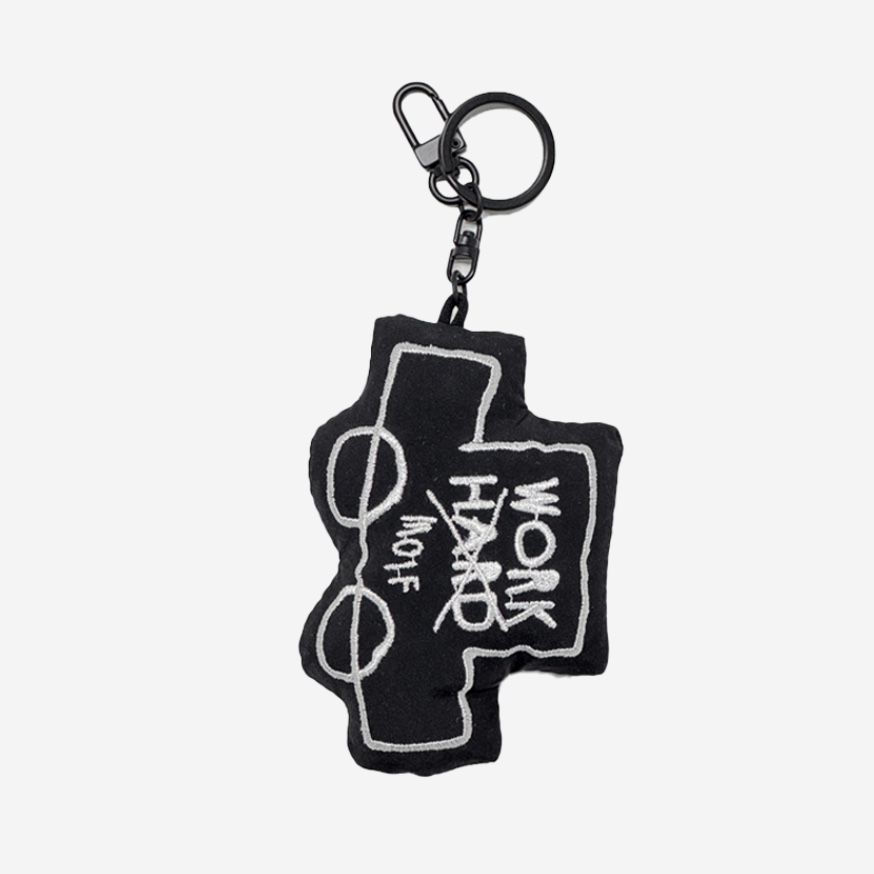 moif x inapsquare Toy Key-Ring Sedan 착용 스타일 - 2