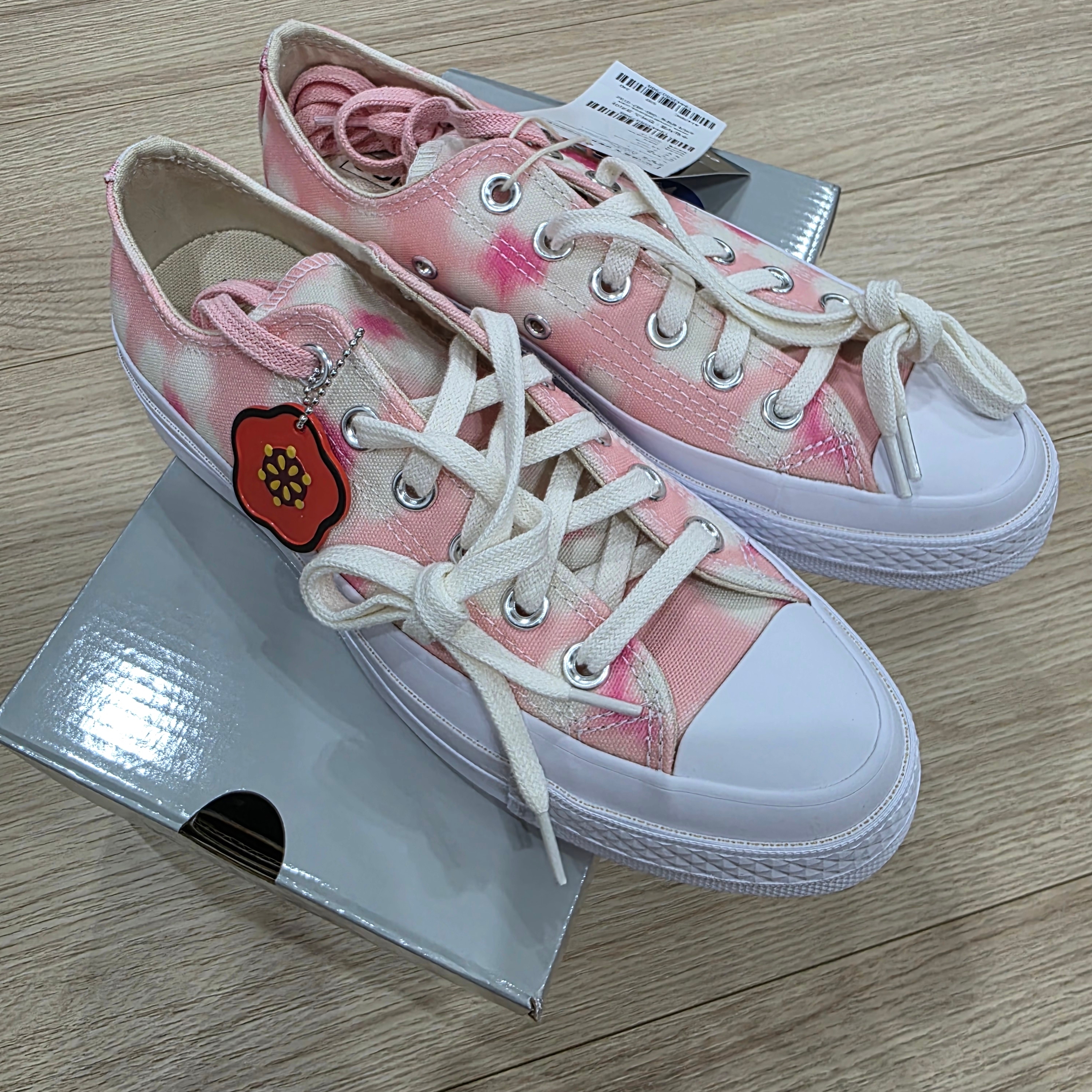 Converse x Kenzo Chuck 70 Ox Pink Cosmos Strawberry Cream 착용 스타일 - 2