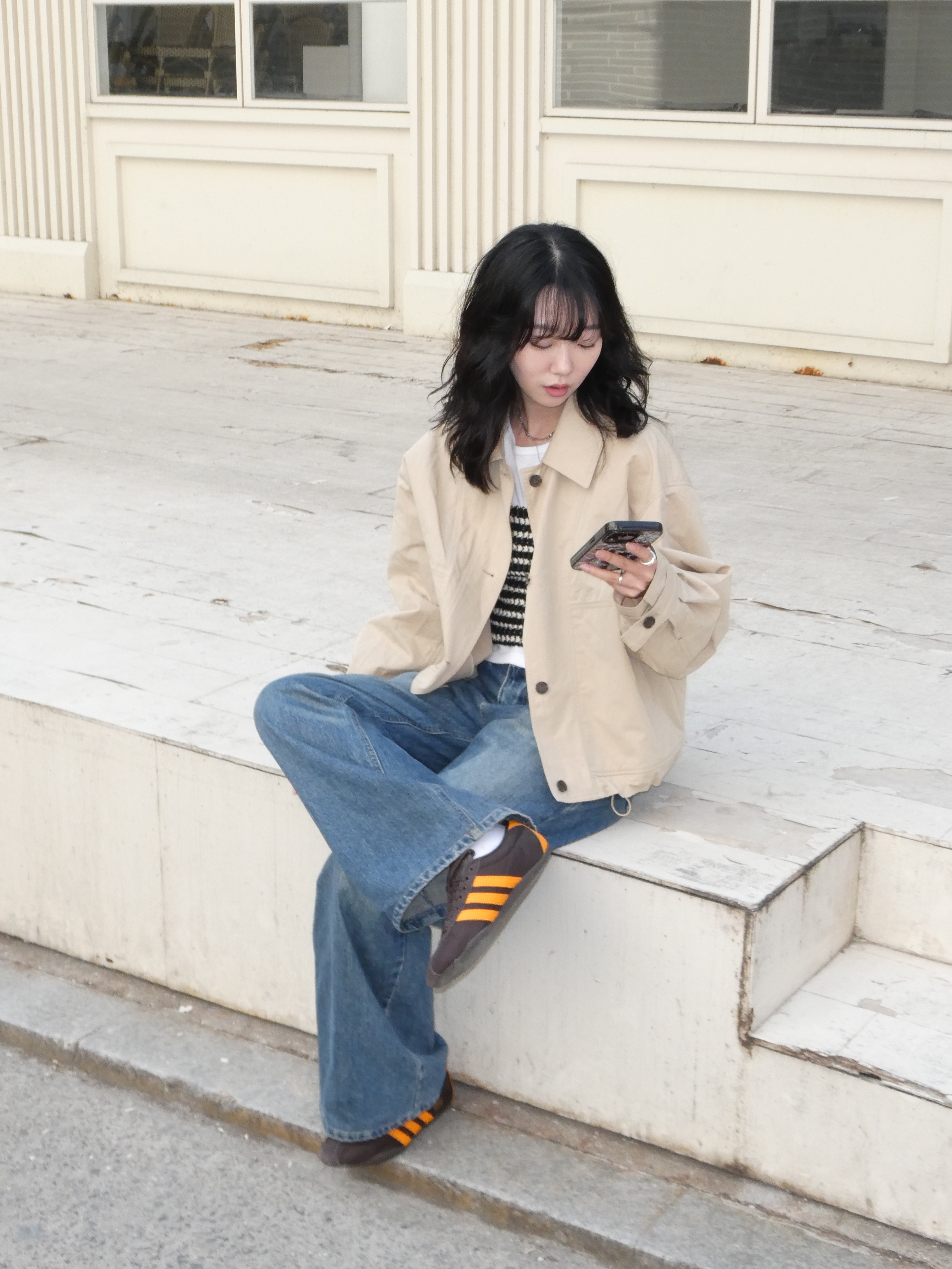 (W) Adidas Tokyo Dark Brown Orange 착용 스타일 - 1