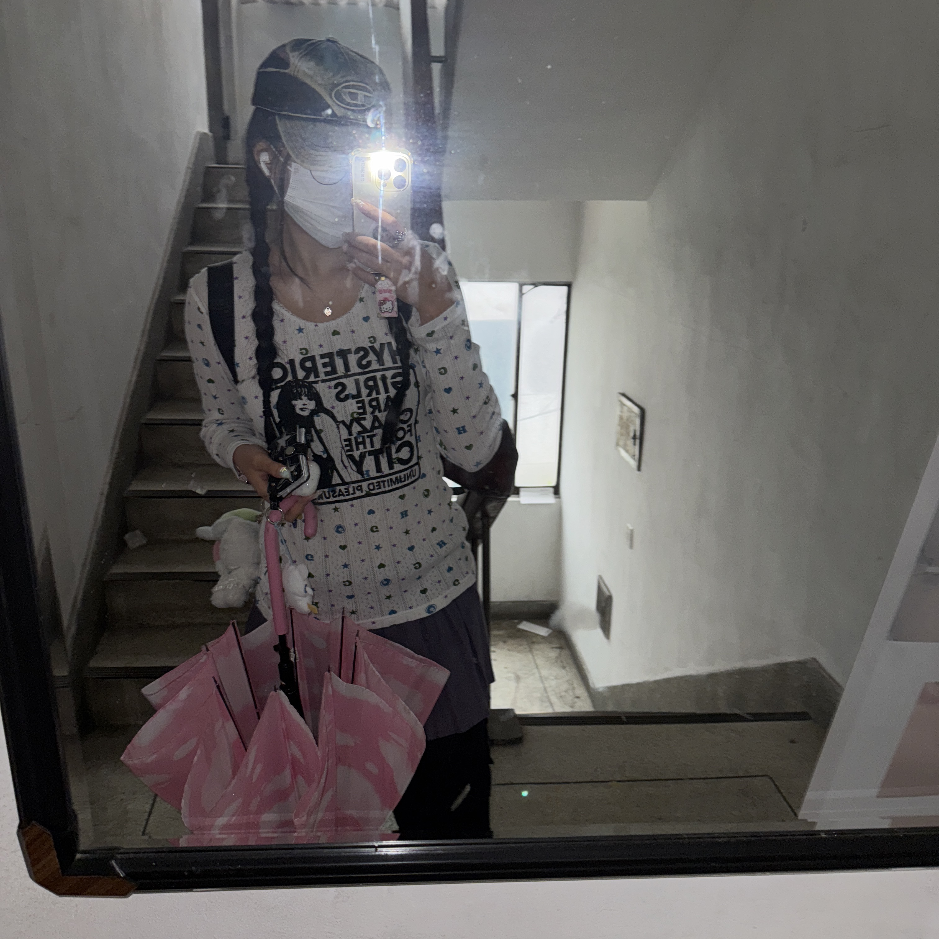 (W) Hysteric Glamour Girls Are Crazy Chibi T-Shirt White 착용 스타일 - 2